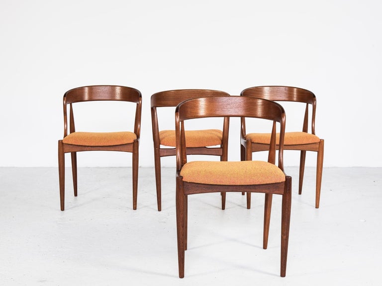 Midcentury set of 4 chairs designed by Johannes Andersen and manufactured by Uldum in Denmark in the 1960s. A beautiful design and good quality manufacturing. The chairs are labelled by the manufacturer. The frame is made of solid teak. The 4 chairs