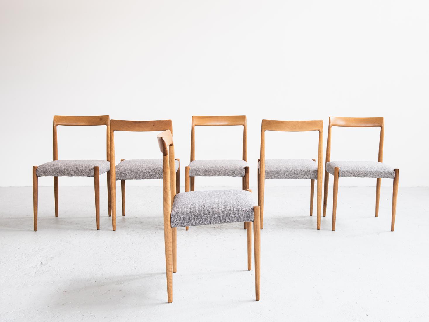 German Midcentury Set of 6 Chairs by Lübke in Solid Wood with New Grey Fabric