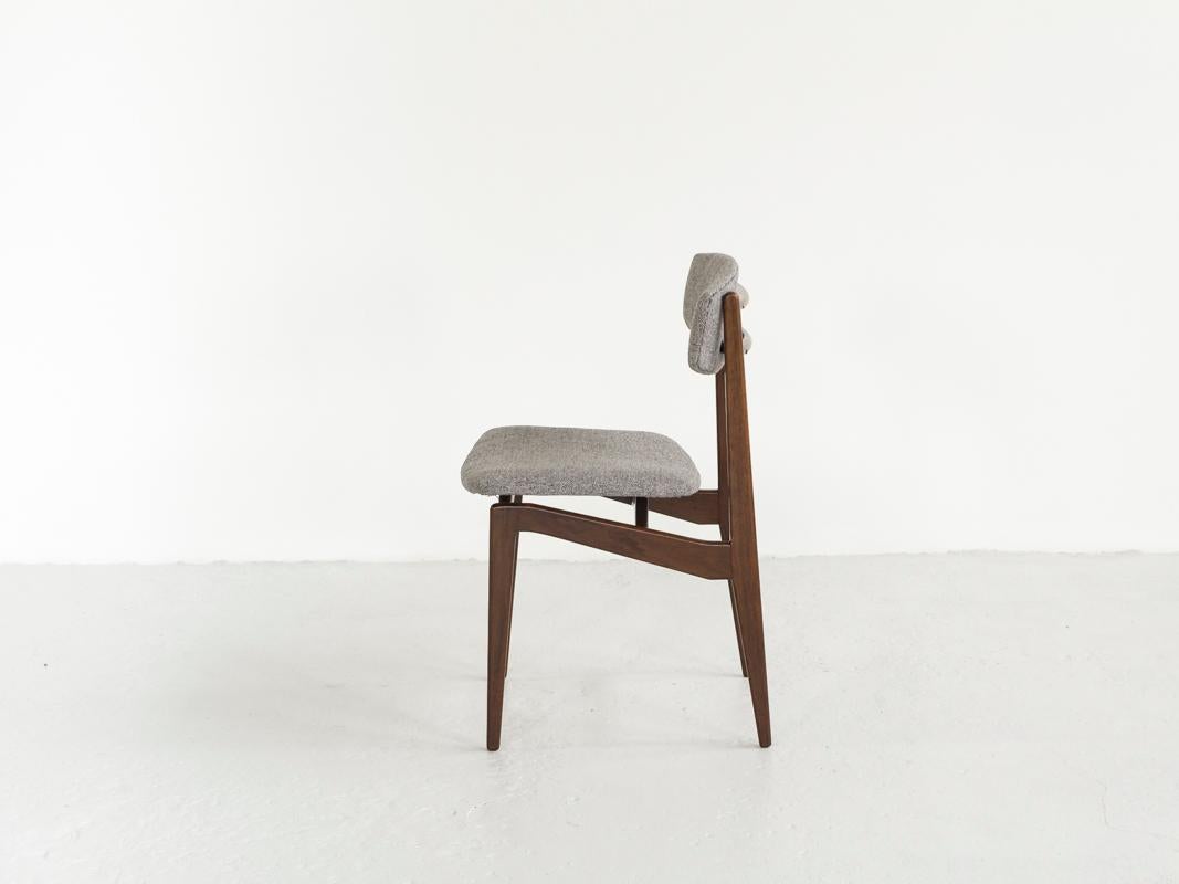 20th Century Midcentury Set of 6 Danish chairs in solid rosewood with new grey fabric