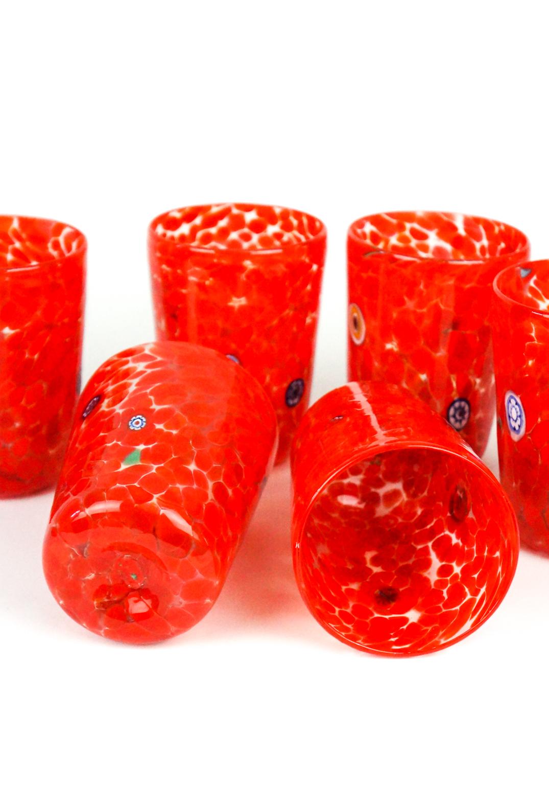 Fait main Ensemble de 6 gobelets à boire « Goti De Fornasa » de Murano rouges du milieu du siècle, 1998 en vente