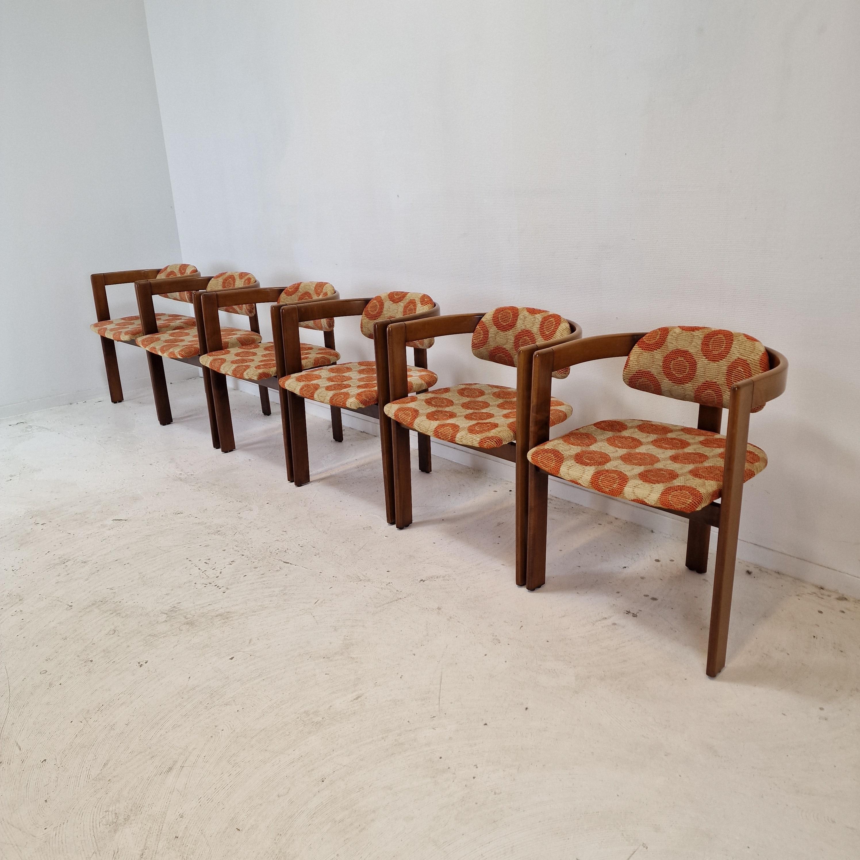 Midcentury Set of 6 Italian Wooden Armchairs, 1960's In Good Condition For Sale In Oud Beijerland, NL