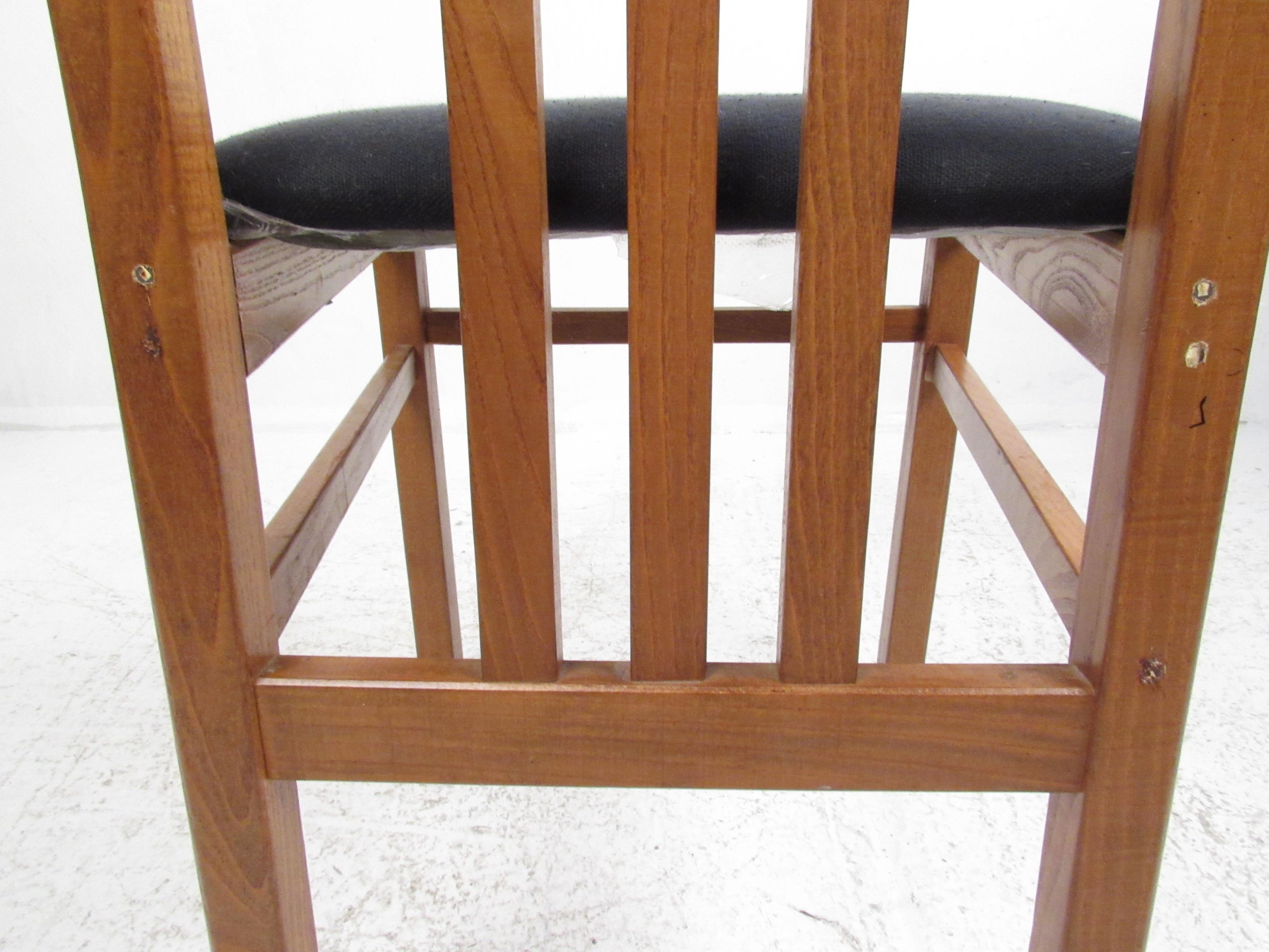 Midcentury Set of Eight Italian High Back Dining Chairs 4