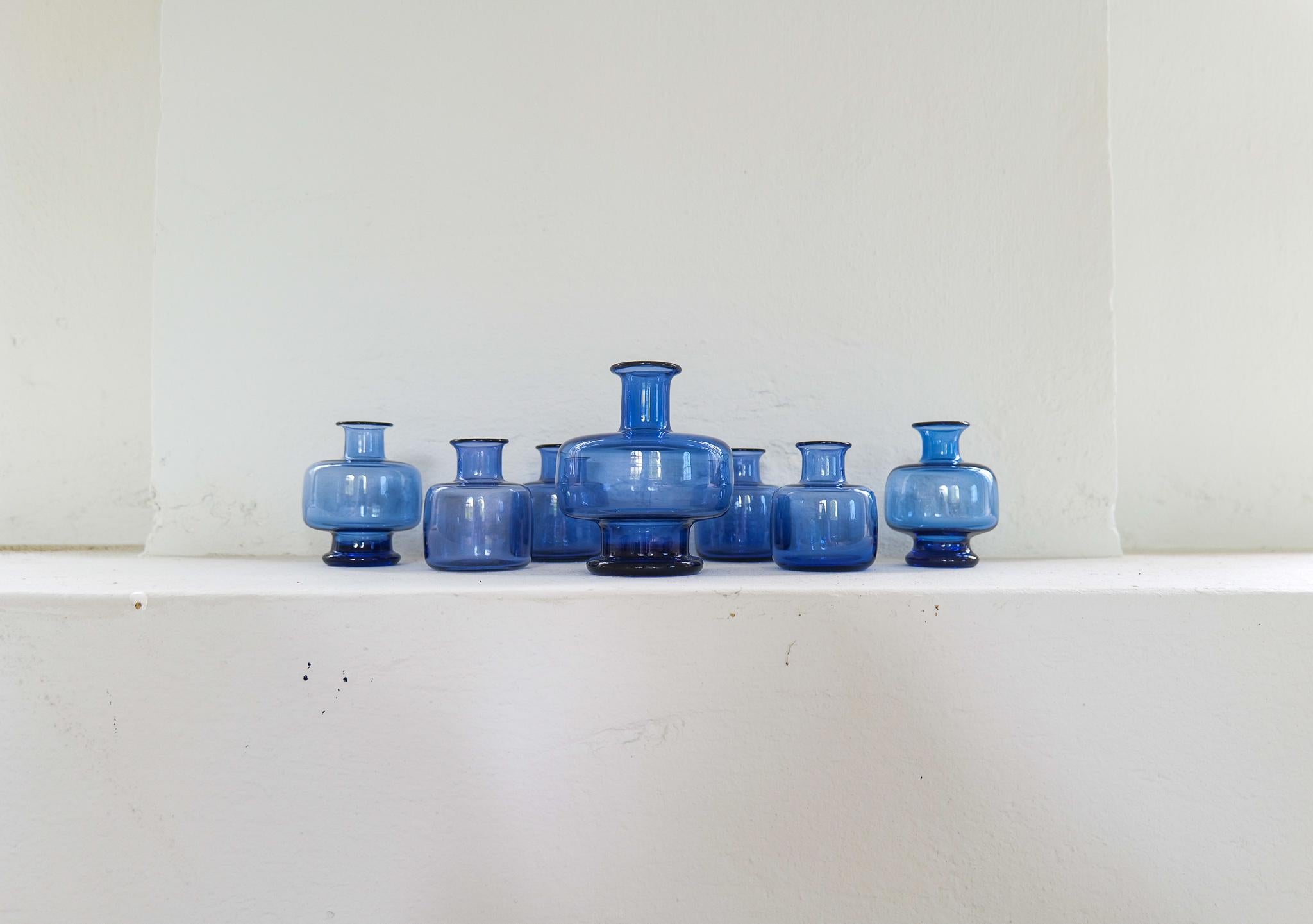 Danish Midcentury Modern Set of Seven Vases by Per Lutken for Holmegaard, Denmark For Sale