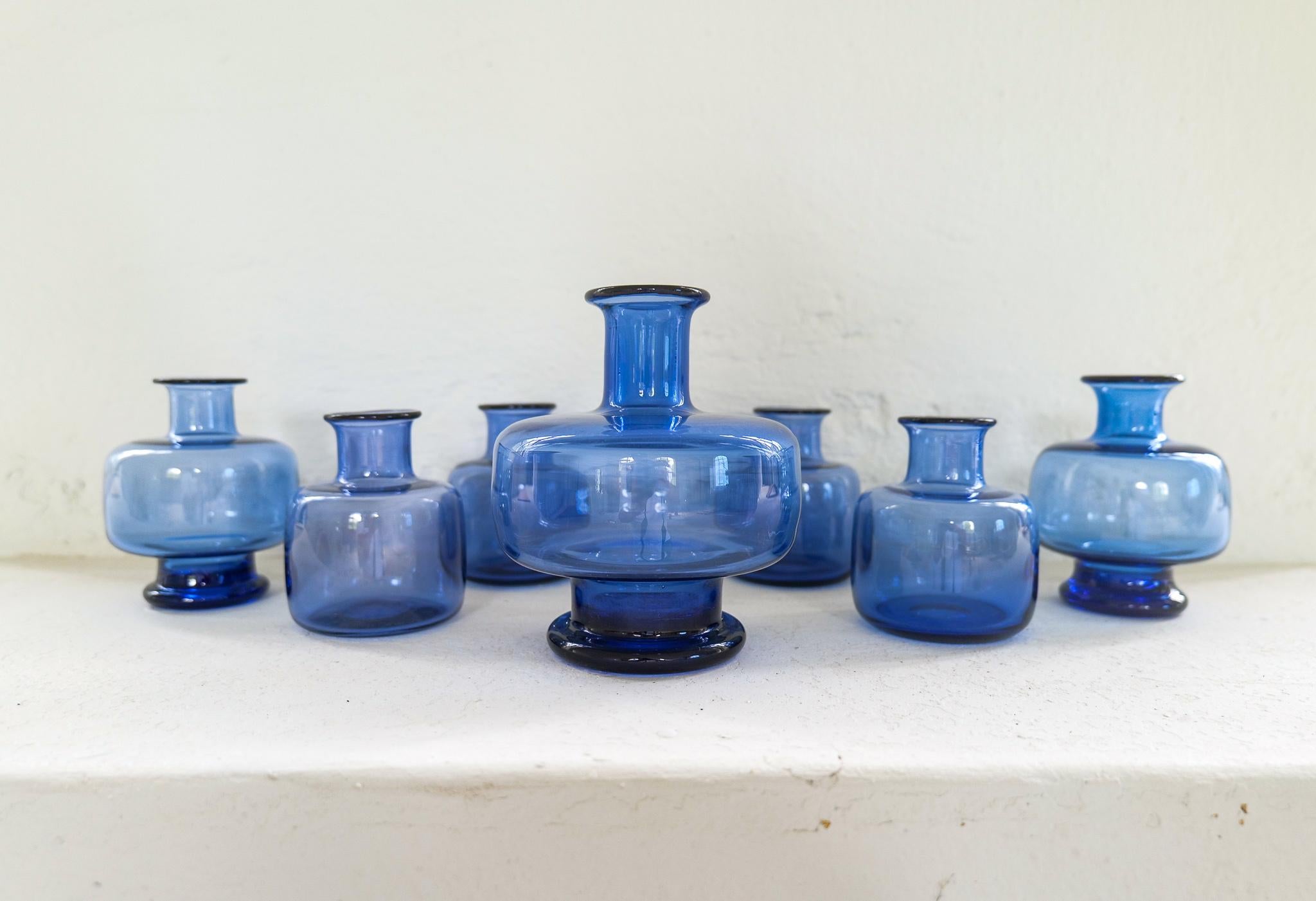 Art Glass Midcentury Modern Set of Seven Vases by Per Lutken for Holmegaard, Denmark For Sale