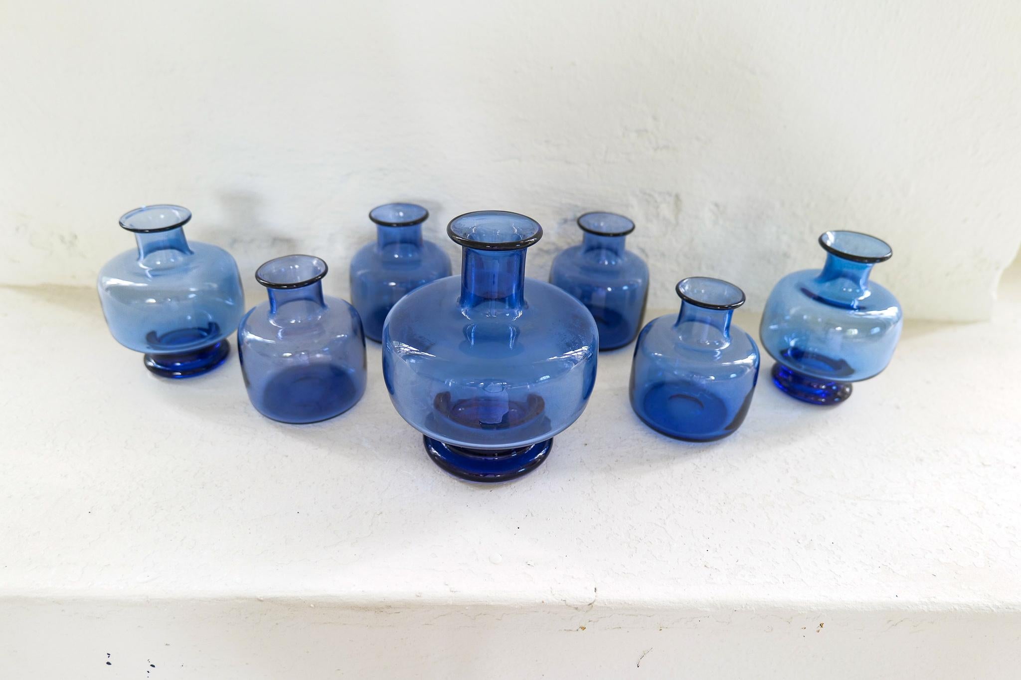 Midcentury Modern Set of Seven Vases by Per Lutken for Holmegaard, Denmark For Sale 1