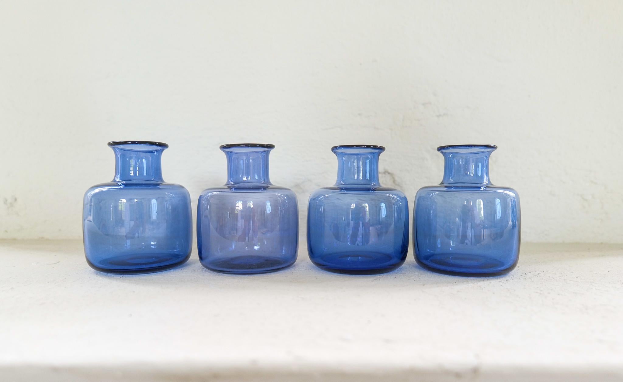 Midcentury Modern Set of Seven Vases by Per Lutken for Holmegaard, Denmark For Sale 2