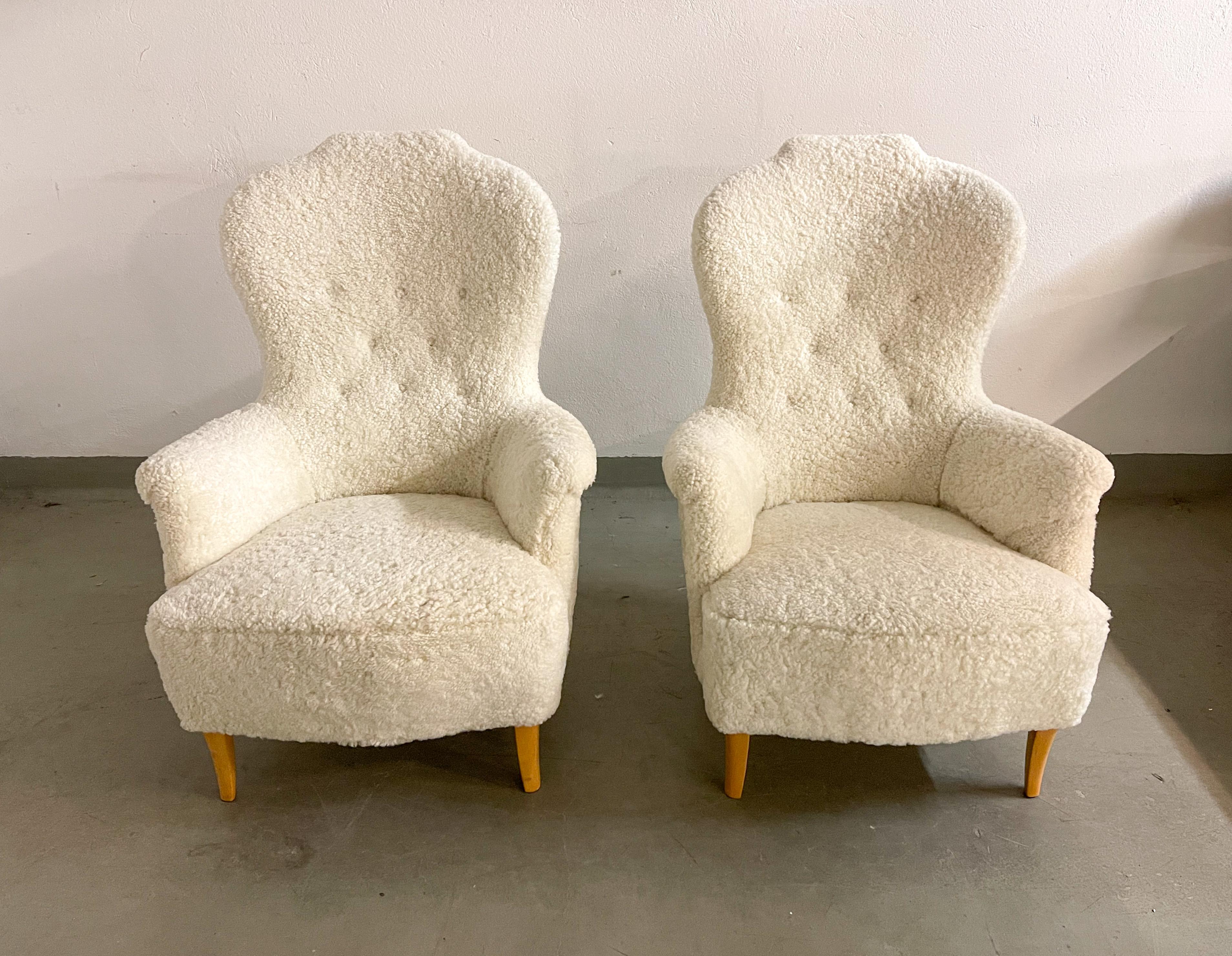 Scandinavian Modern Midcentury Sheepskin Carl Malmsten Model 'Farmor' Set of 2 Lounge Chairs