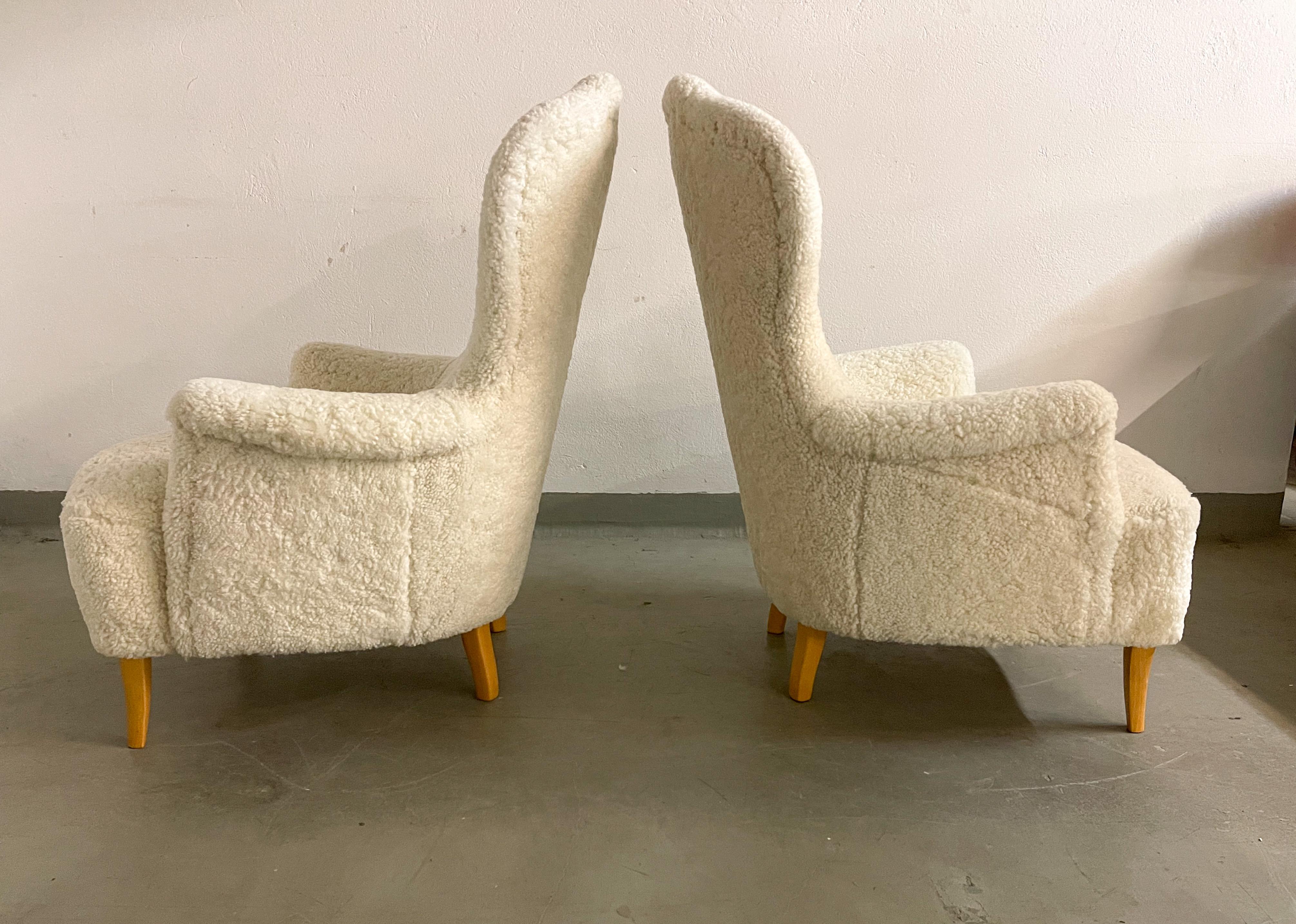 Midcentury Sheepskin Carl Malmsten Model 'Farmor' Set of 2 Lounge Chairs 2