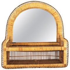 Miroir étagère du milieu du siècle dernier en rotin et osier tissé, Espagne