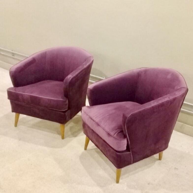 Brazilian Pair of Midcentury Shell Armchair by Joaquim Tenreiro For Sale