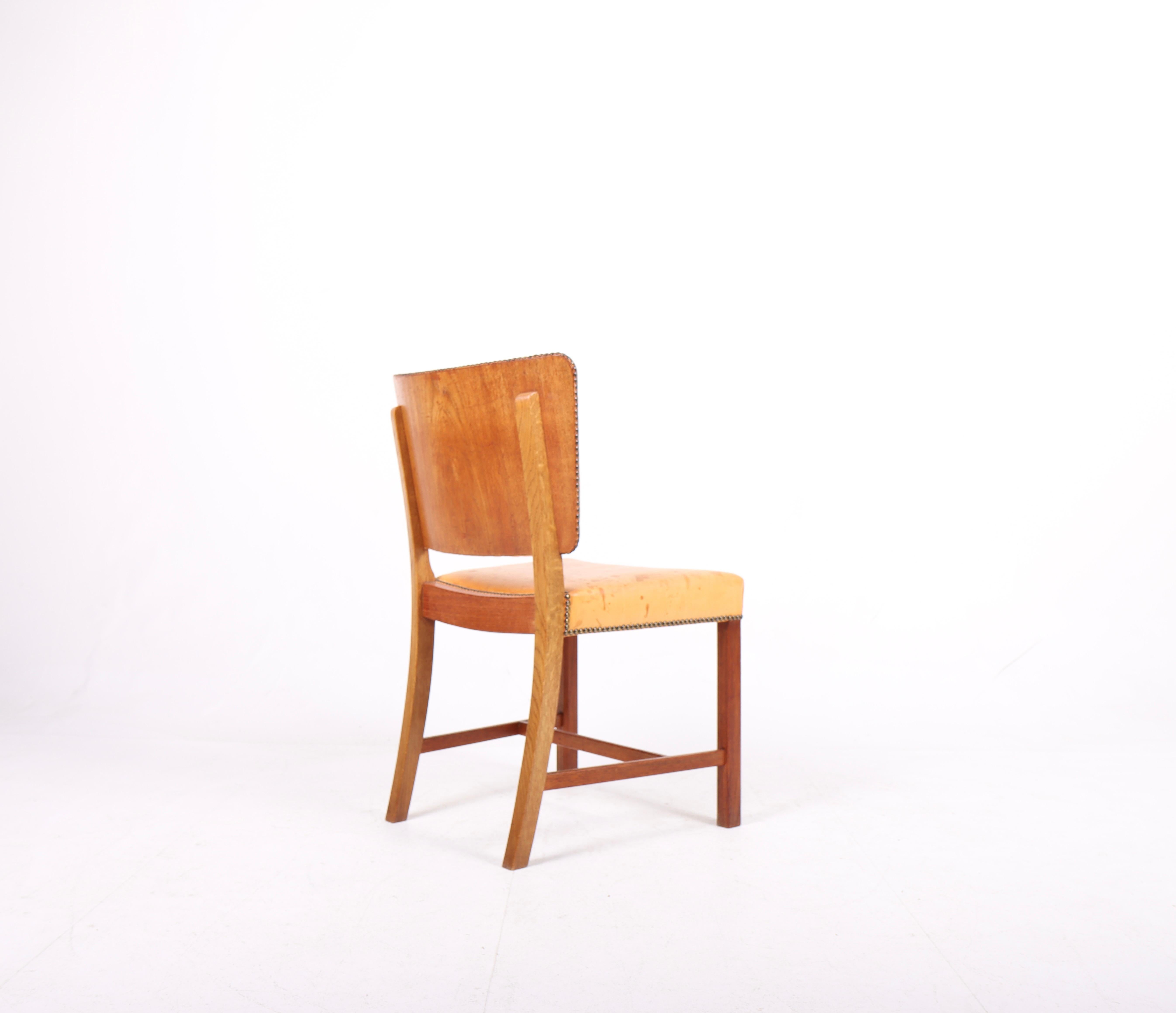 Midcentury Side Chair in Teak and Patinated Leather by Stig Thoresen Lassen  For Sale 1