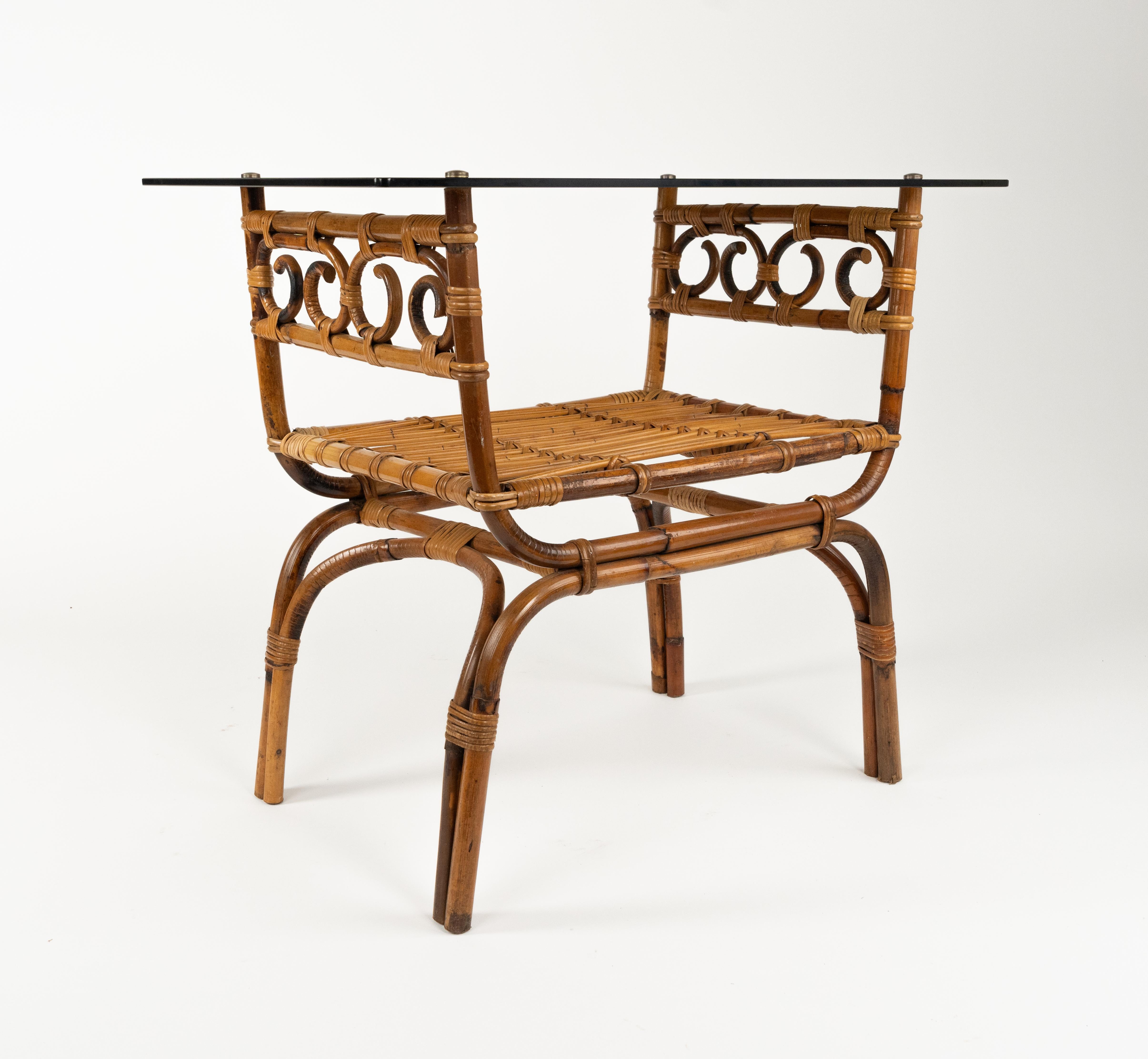 Table d'appoint du milieu du siècle dernier en bambou, rotin et verre style Vivai Del Sud, Italie, années 1960 en vente 2