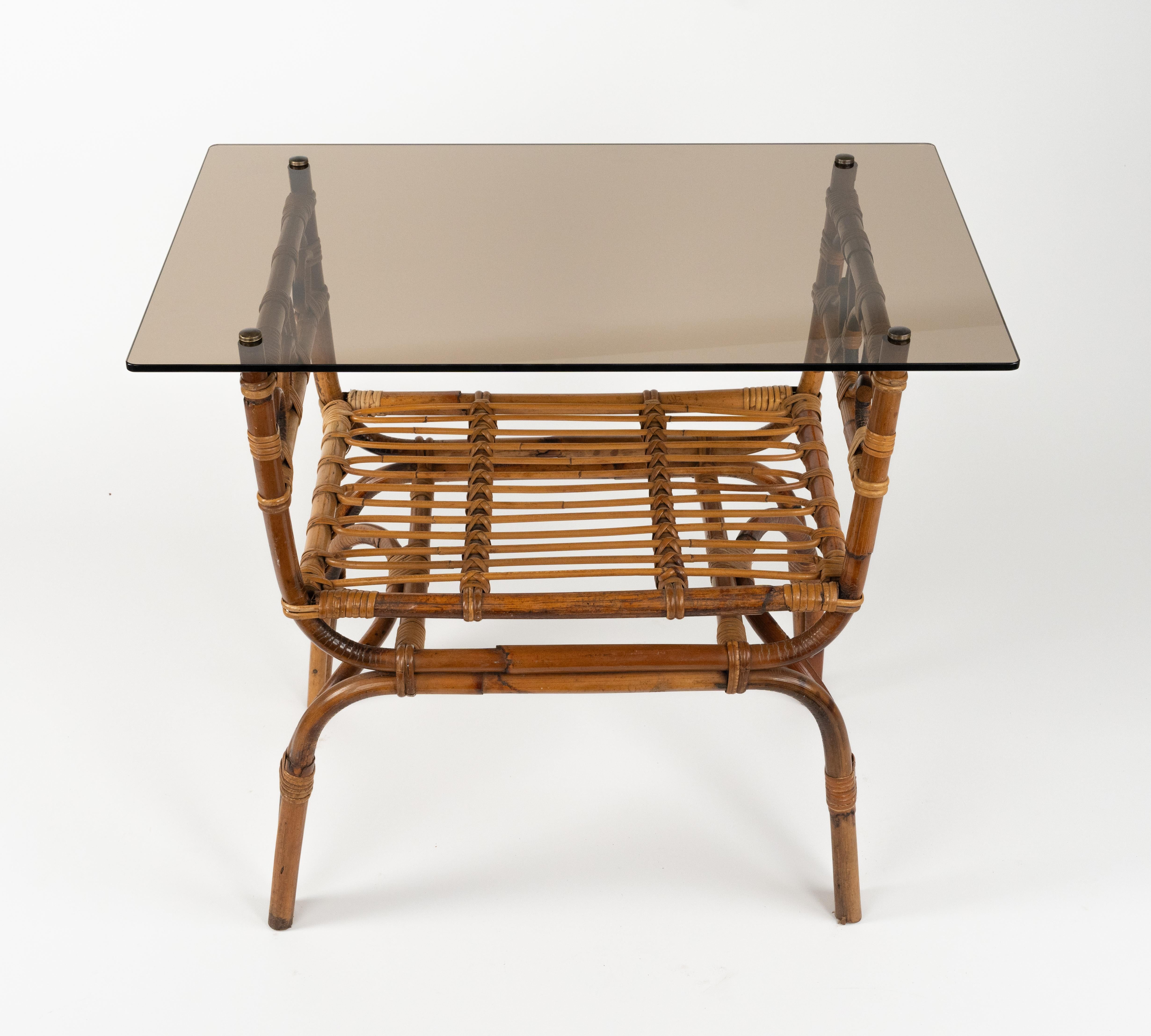 Table d'appoint du milieu du siècle dernier en bambou, rotin et verre style Vivai Del Sud, Italie, années 1960 en vente 5
