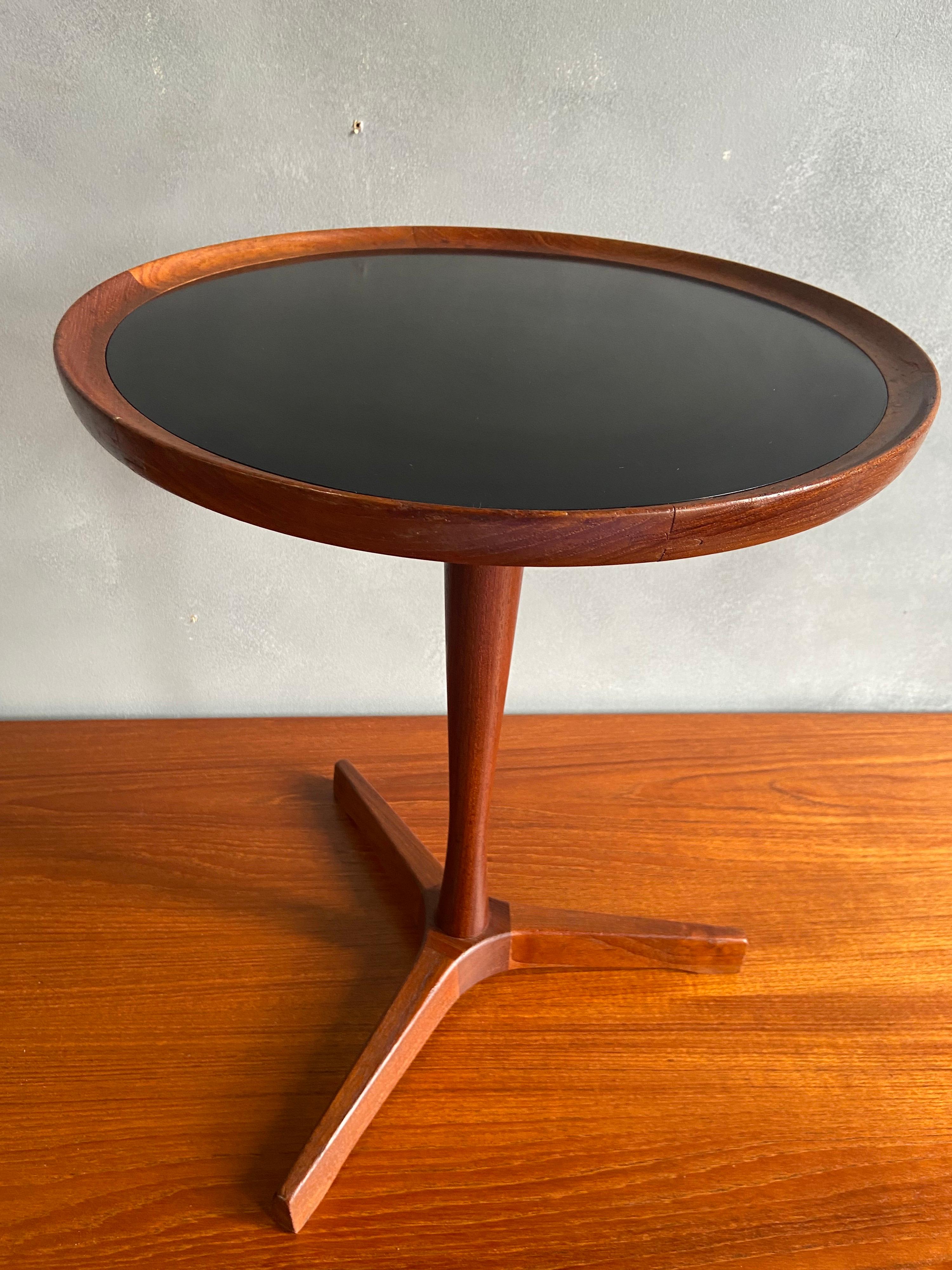 Midcentury Side Table by Hans Andersen In Good Condition In BROOKLYN, NY