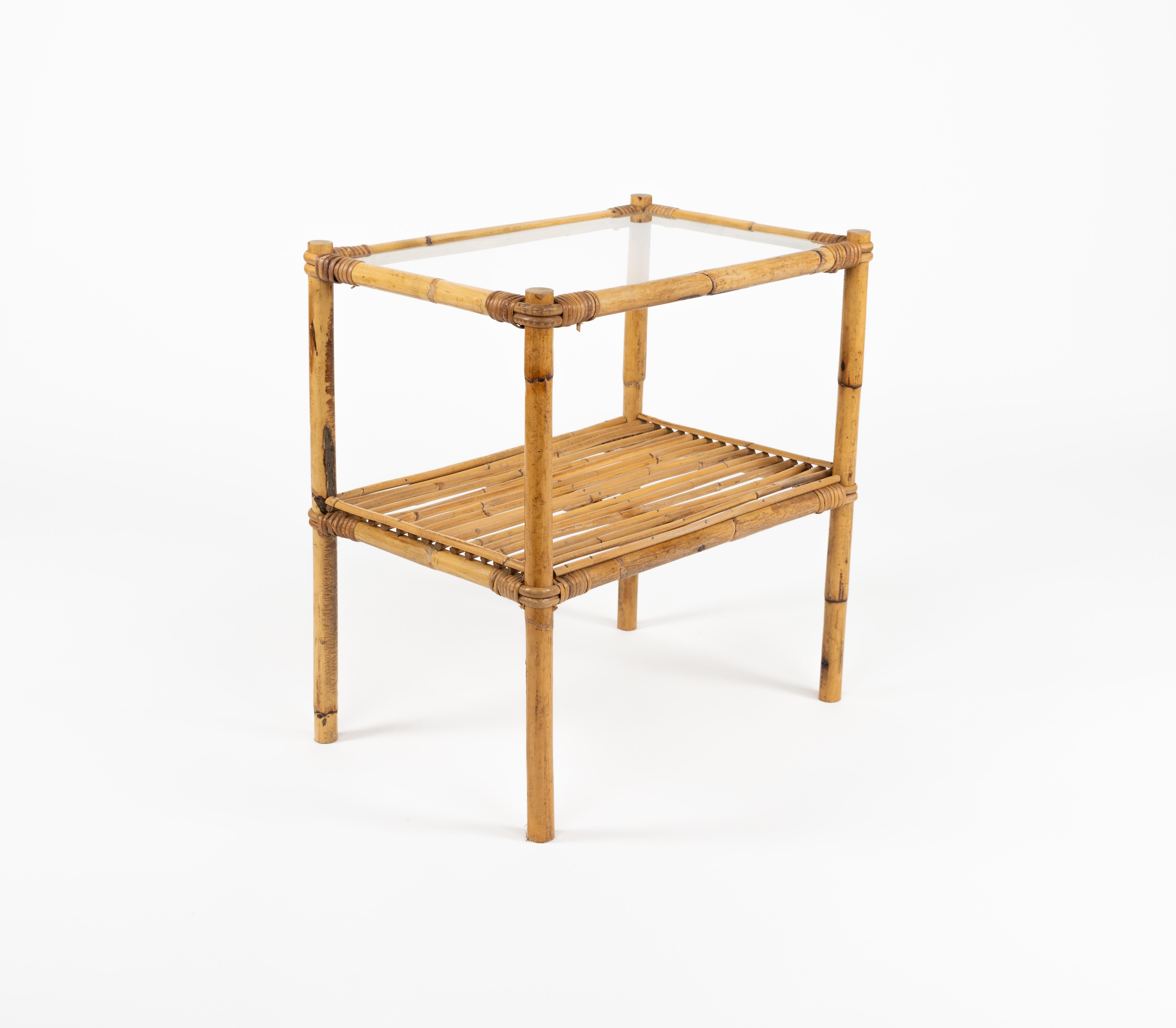 Midcentury Beistelltisch aus Bambus, Rattan und Glas, Italien 1970er 1