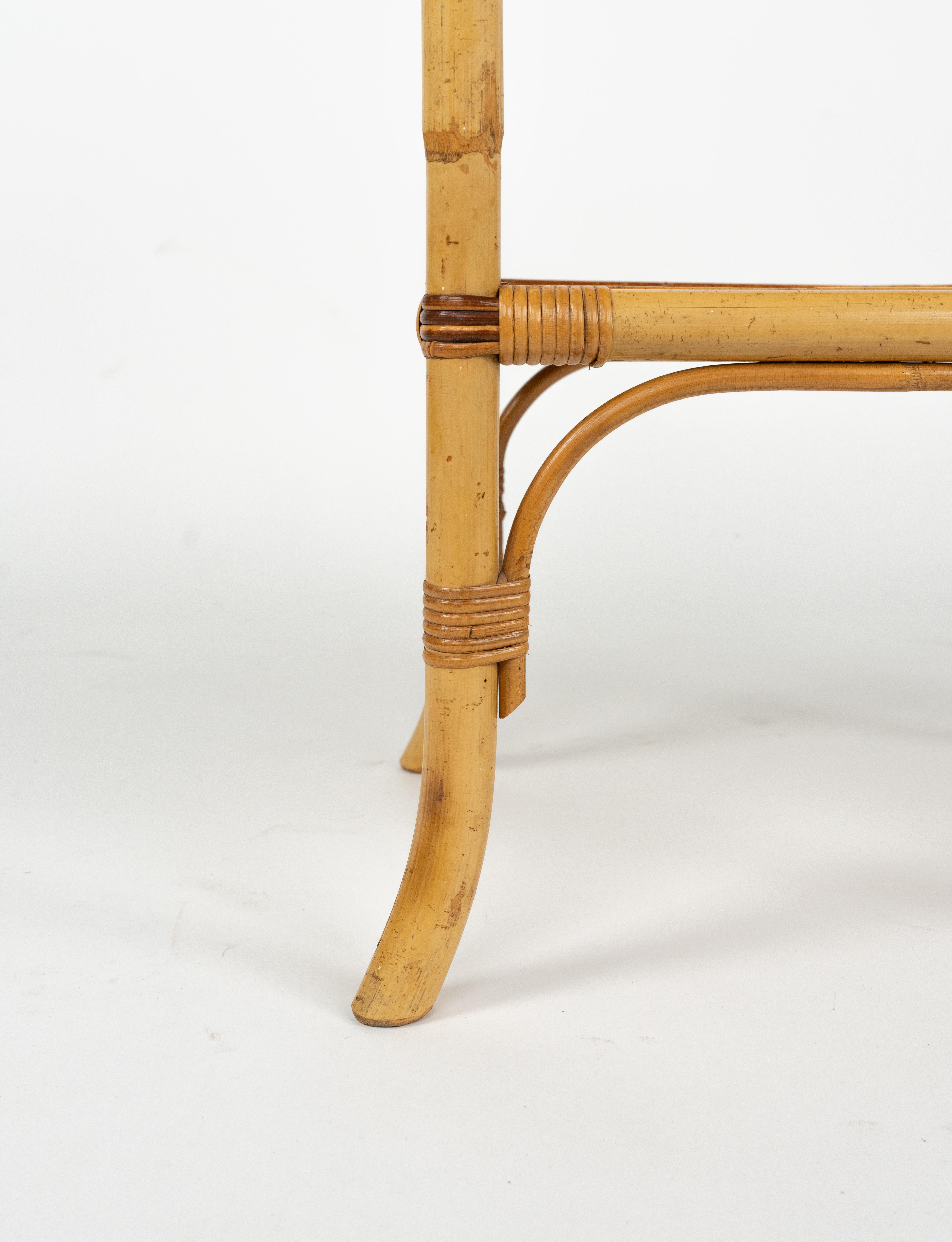 Mesa auxiliar de mediados de siglo en ratán y bambú Estilo Vivai del Sud, Italia Años 70 en venta 7