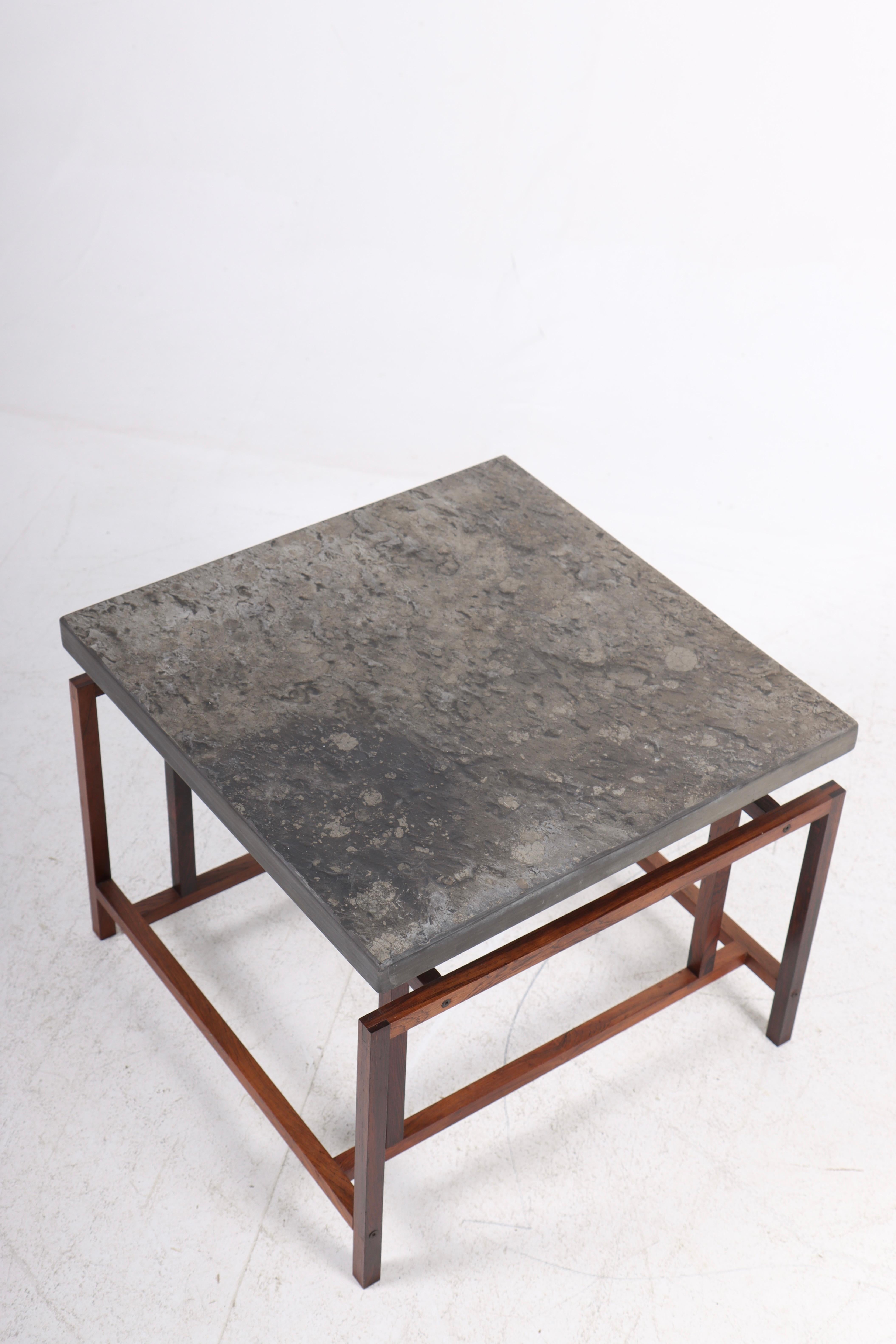 Midcentury Side Table in Rosewood and Slate Top by Henning Korch, 1950s In Good Condition In Lejre, DK
