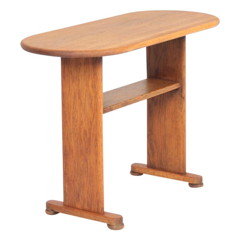 Midcentury Side Table in Solid Oak by Fritz Hansen, Danish Design, 1940s
