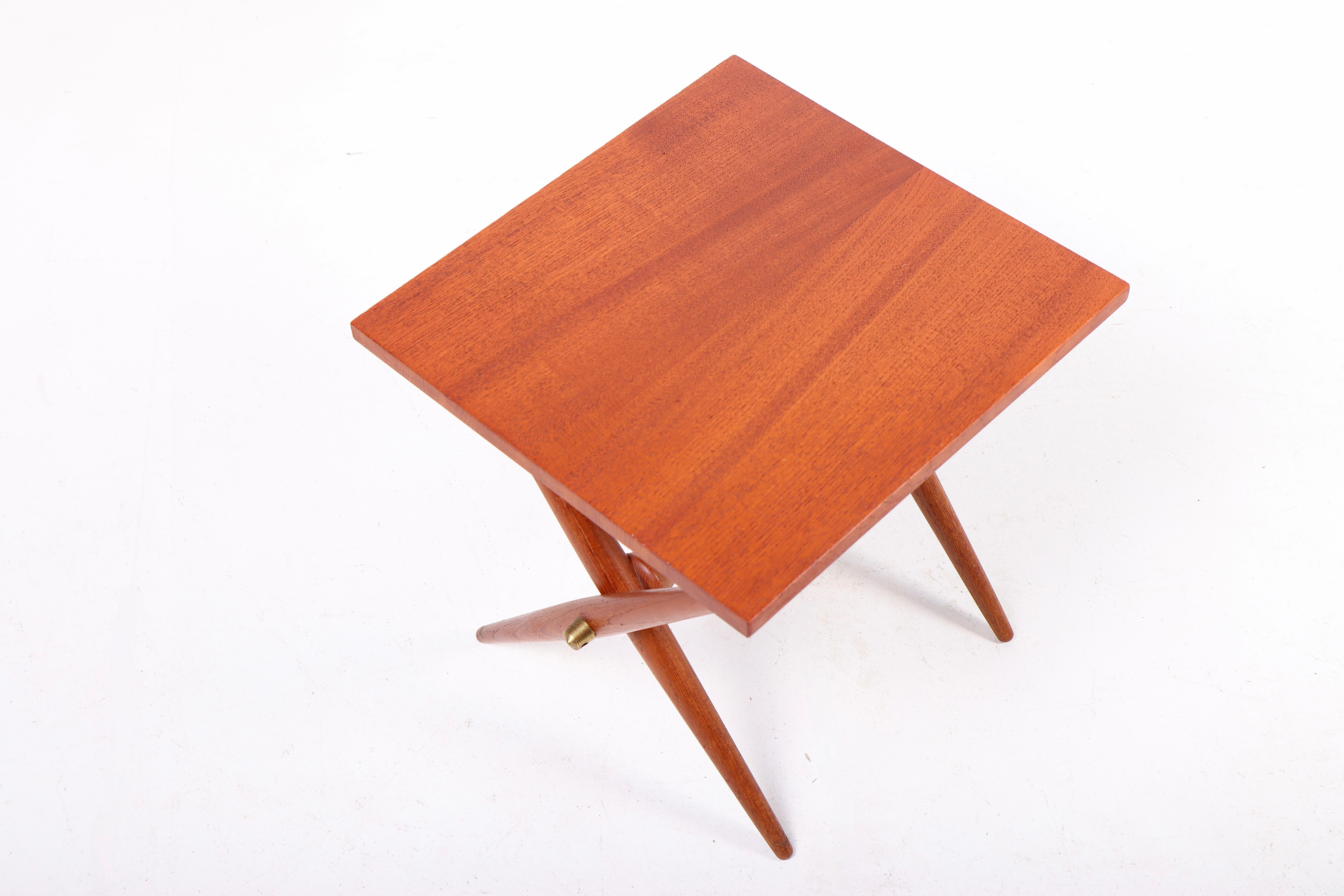 Side table in solid teak designed by Jens Harald Quistgaard. Great original condition.