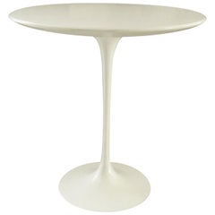 Midcentury Side Table Tulip by Saarinen for Knoll