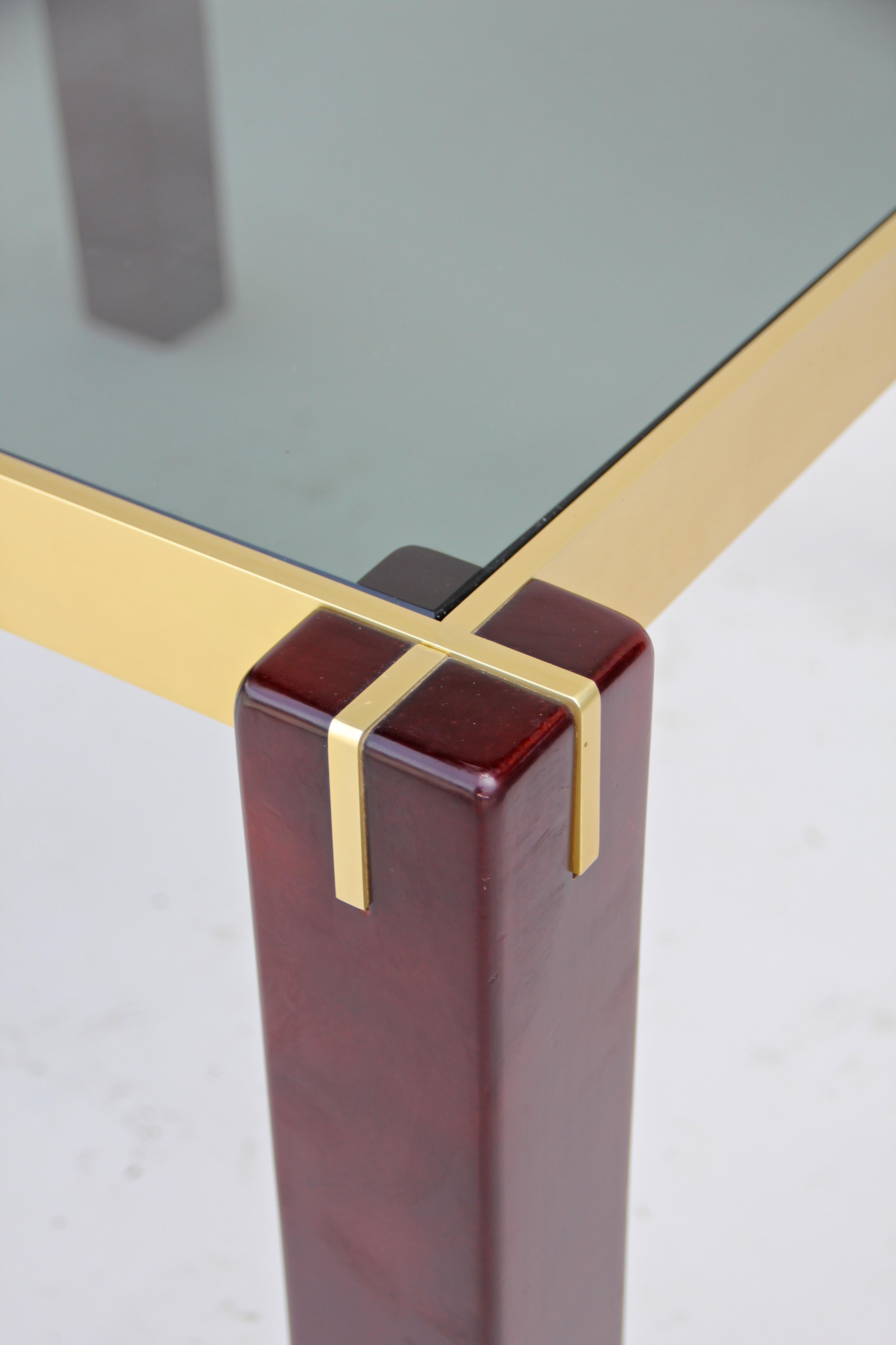 Italian Midcentury Side Table with Brass Bars and Smoked Glass, Italy, circa 1960 For Sale