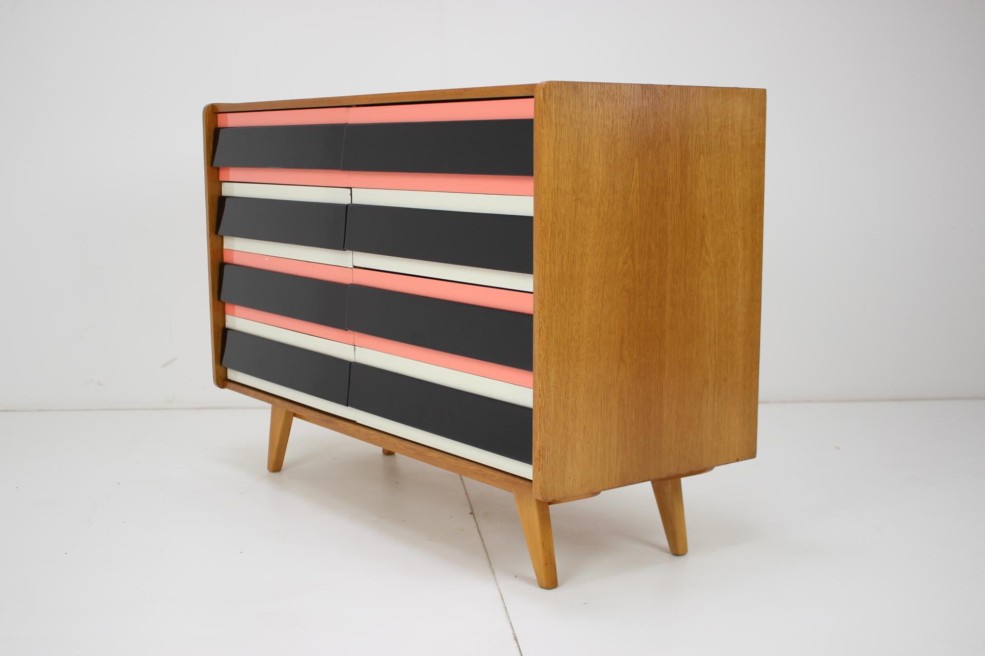 Sideboard aus der Mitte des Jahrhunderts, entworfen von Ji Jiroutek, 1960er Jahre im Angebot 9