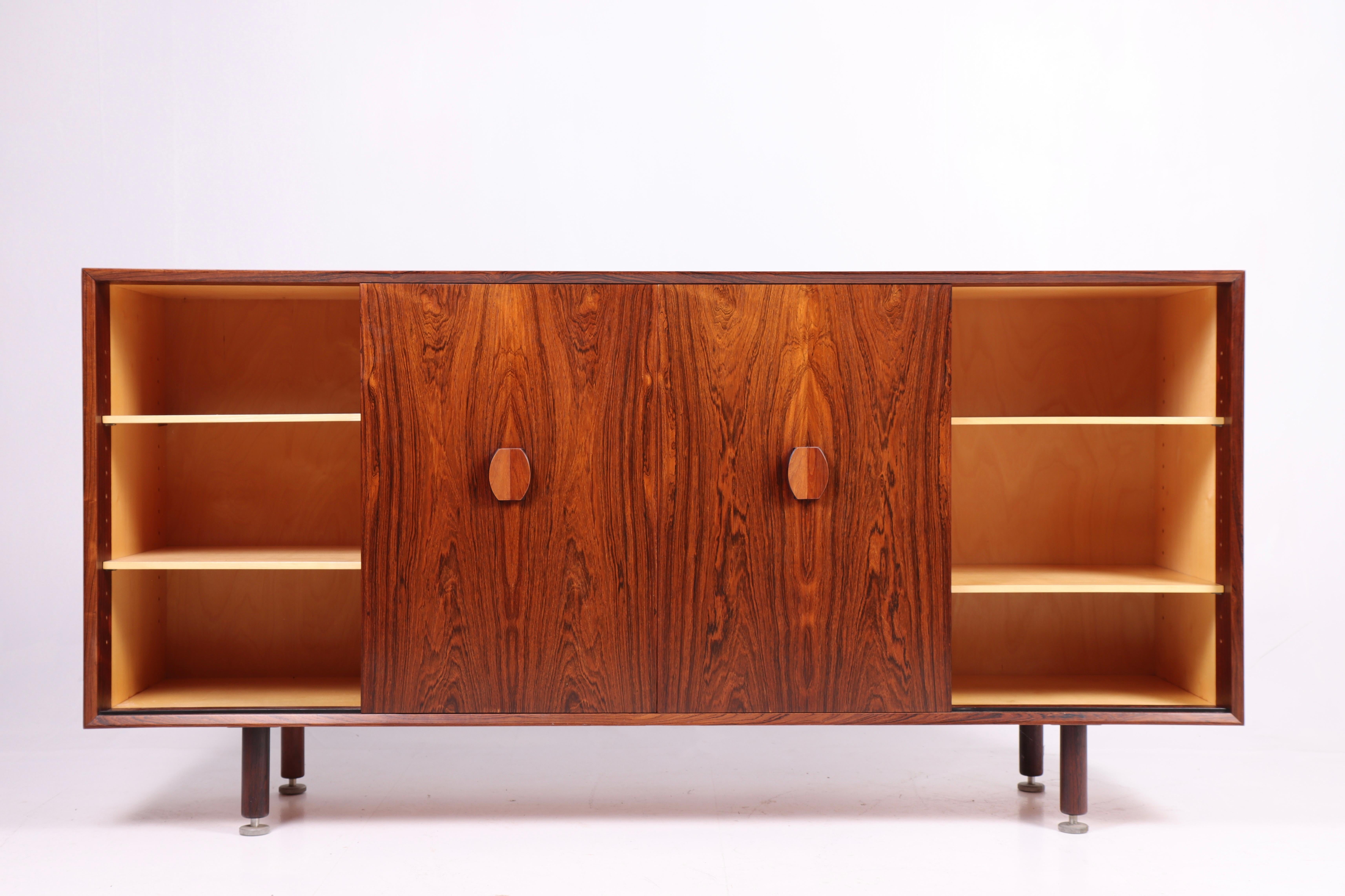 Midcentury Sideboard in Rosewood by Jens Risom, 1960s In Good Condition For Sale In Lejre, DK