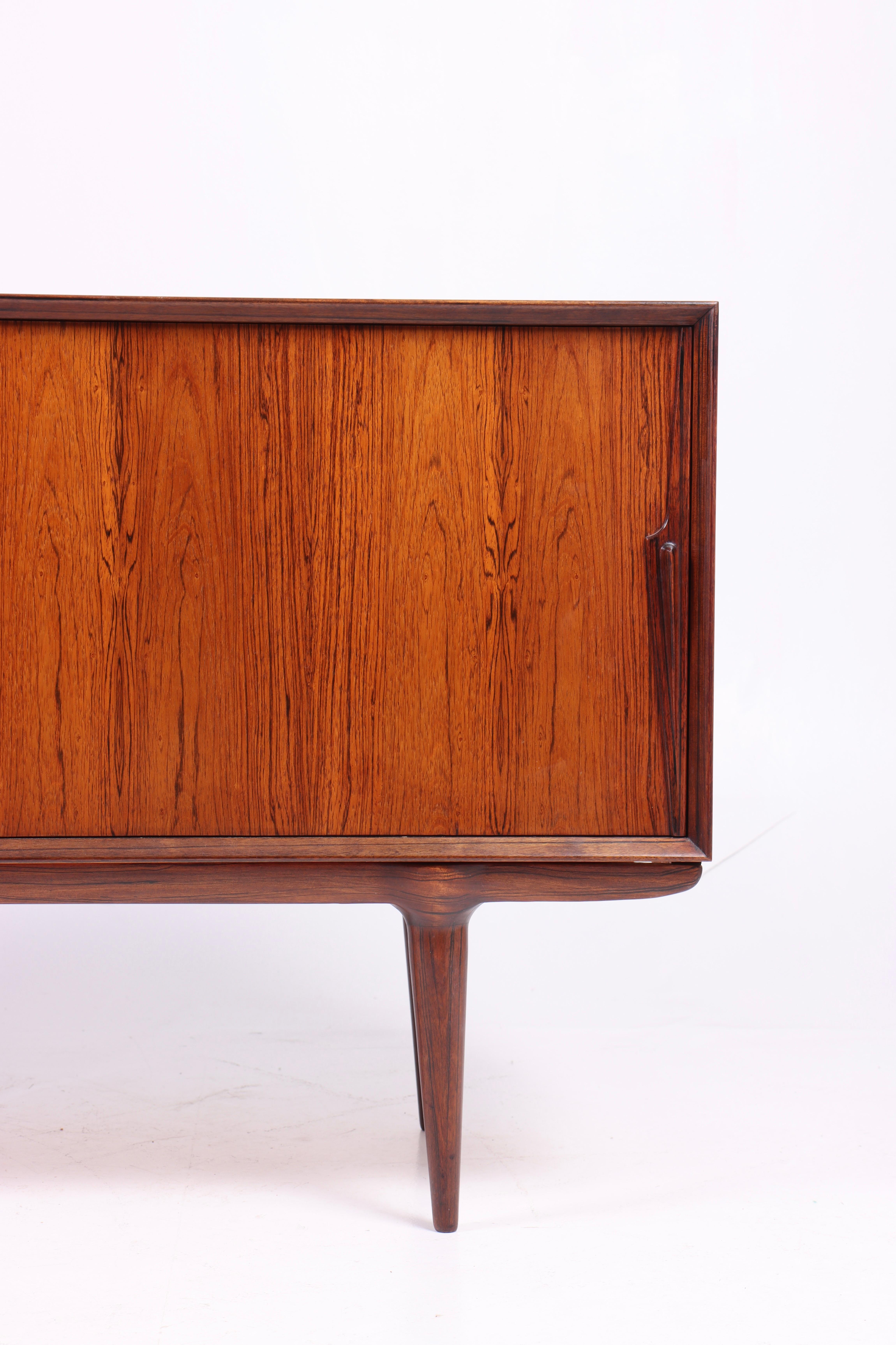 Midcentury Sideboard in Rosewood by Omann Jun, 1950s In Good Condition For Sale In Lejre, DK