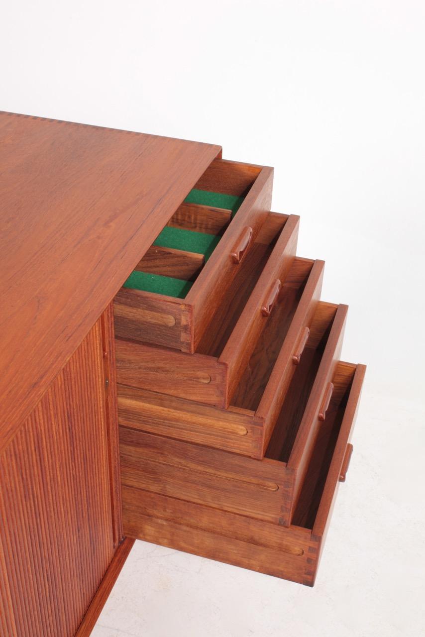 Midcentury Sideboard in Solid Teak by Hvidt & Mølgaard, 1950s 4