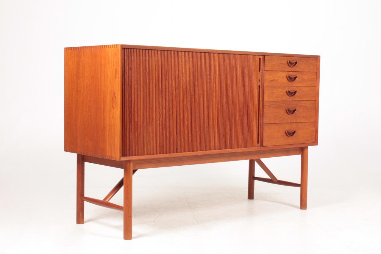 Midcentury Sideboard in Solid Teak by Hvidt & Mølgaard, 1950s 2