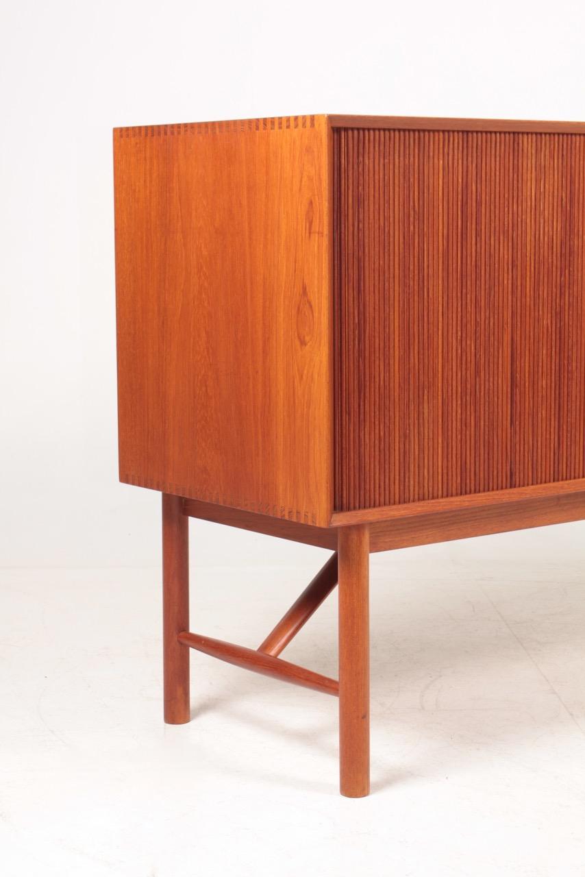 Midcentury Sideboard in Solid Teak by Hvidt & Mølgaard, 1950s 3