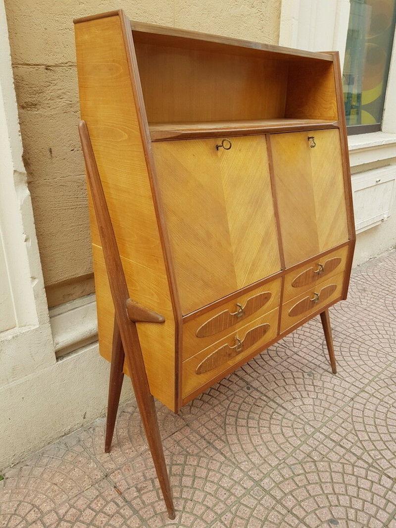 Credenza di metà secolo nello stile di Ico Parisi, anni '50 in vendita 4