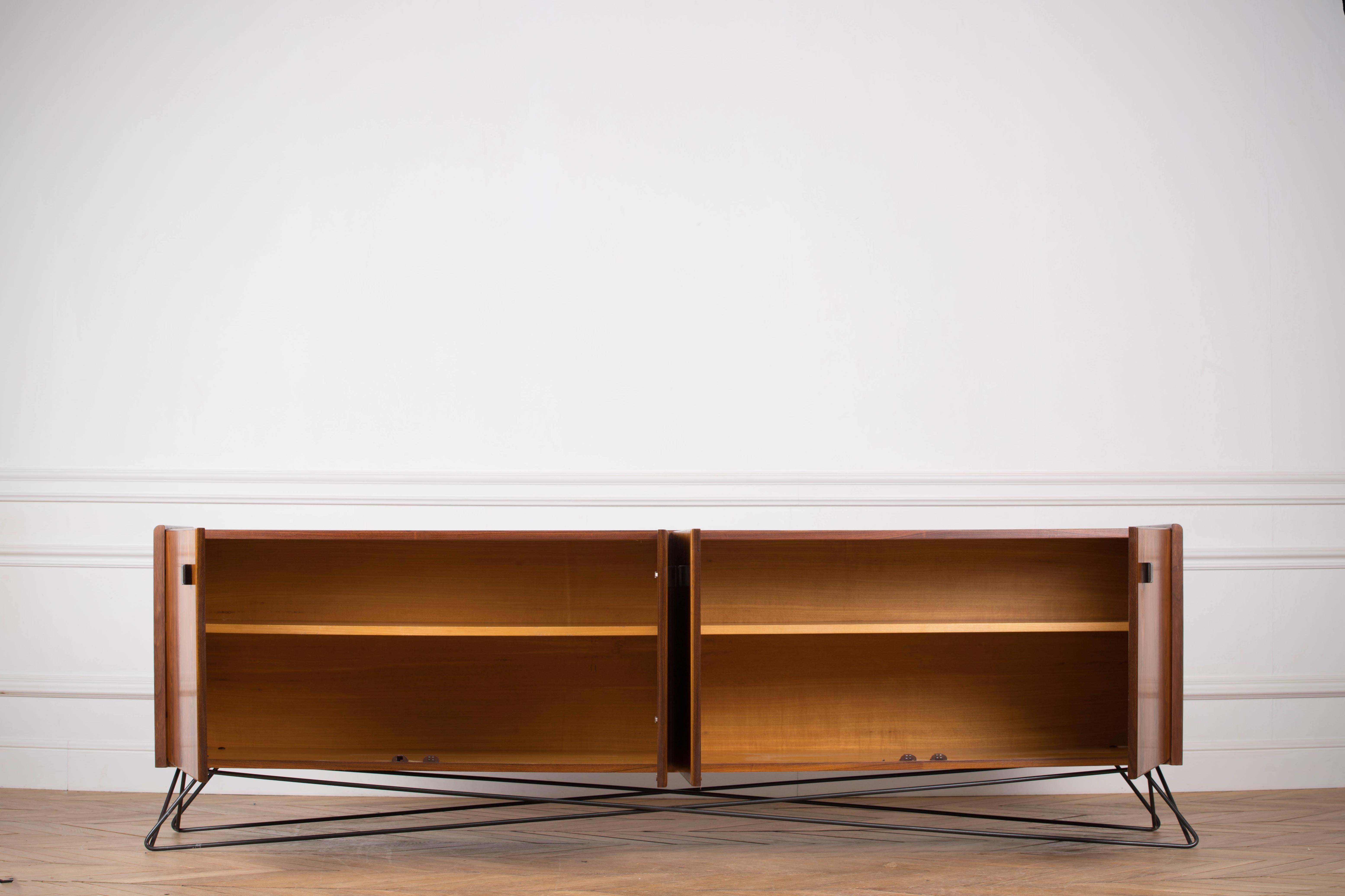 sideboard minimal