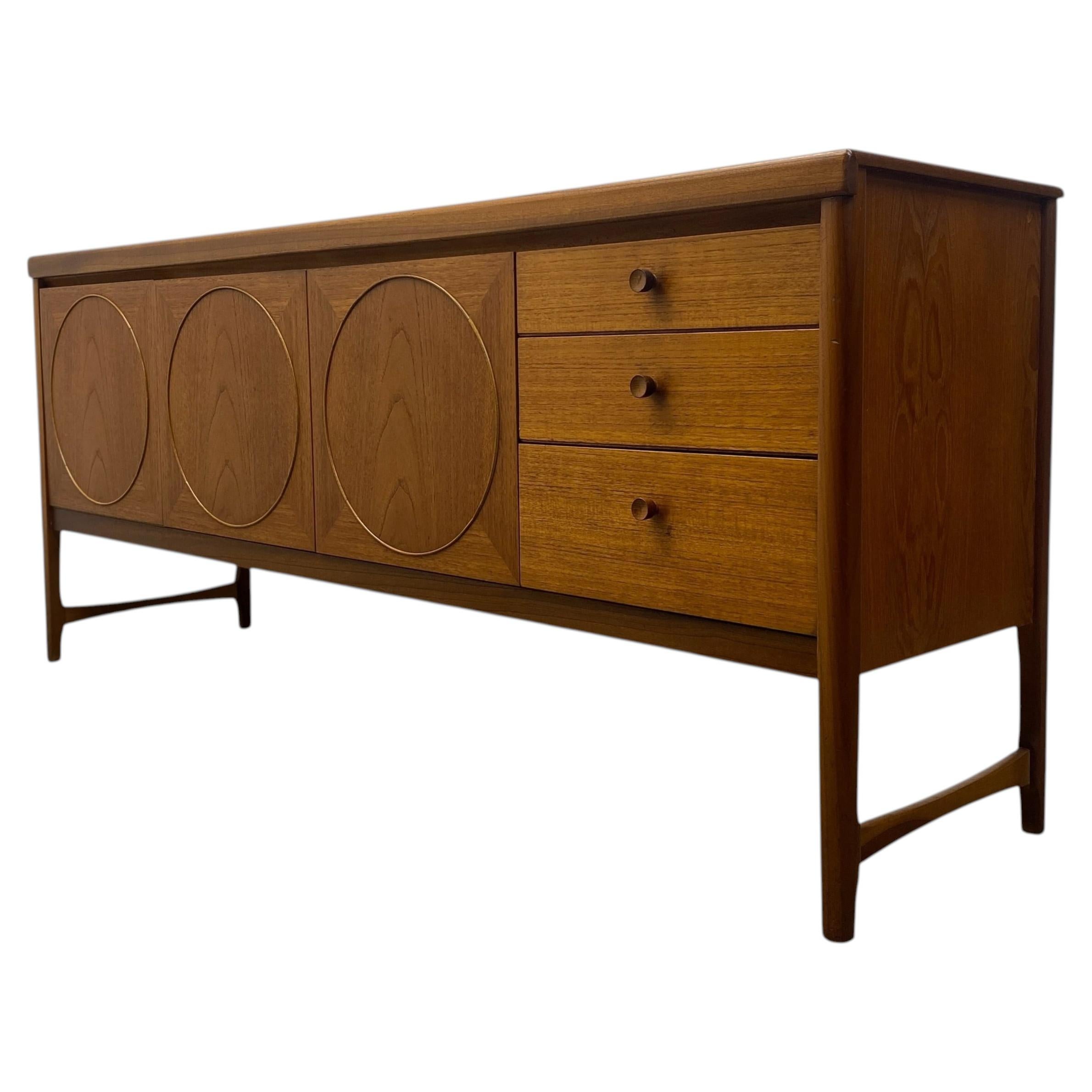 Sideboard aus der Mitte des Jahrhunderts „Nathan Circles“ – Rarität