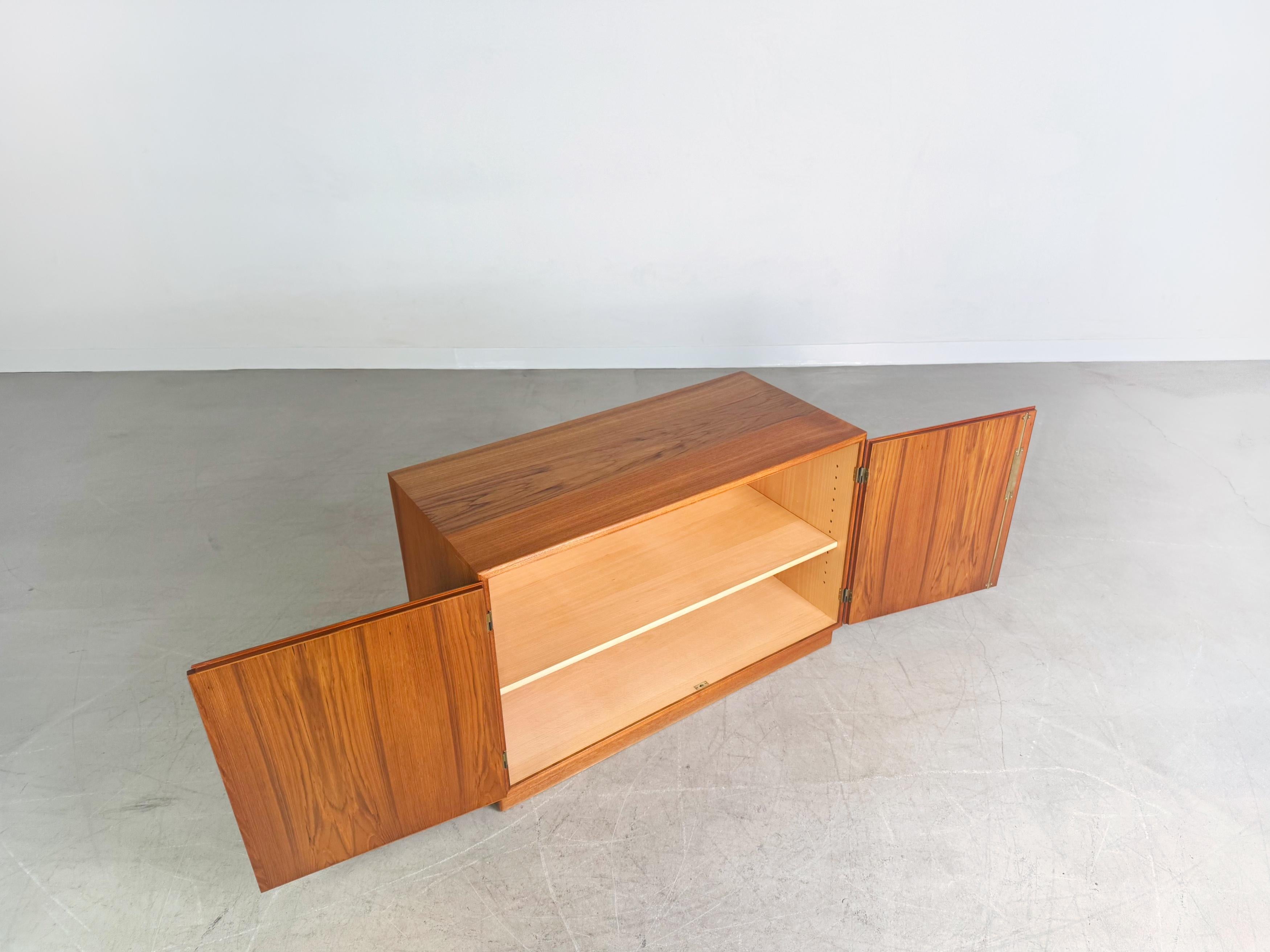 Midcentury Sideboard Søborg Kommode Børge Mogensen Teak (Mitte des 20. Jahrhunderts) im Angebot