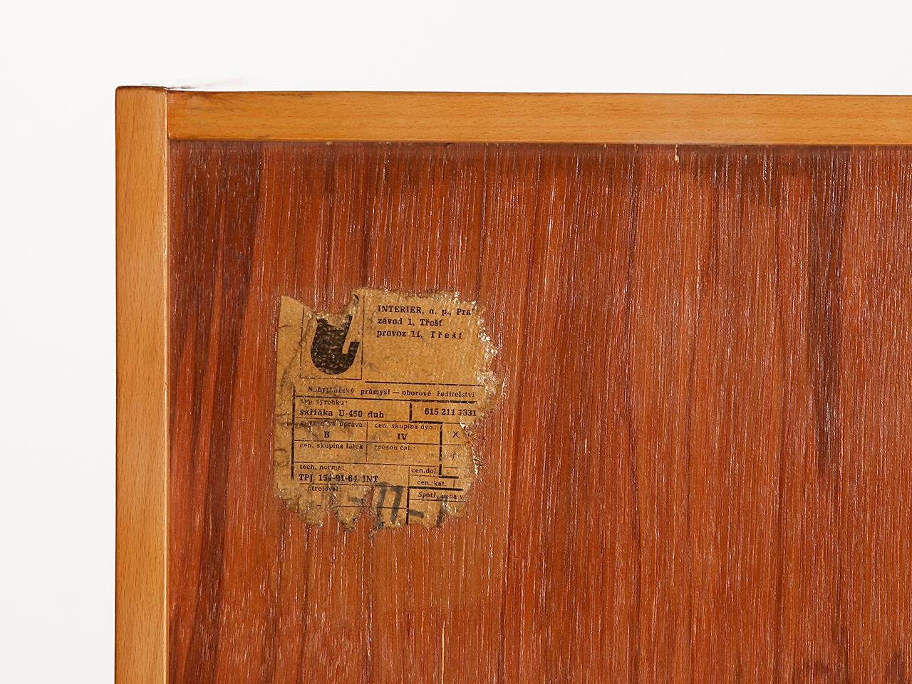 Sideboard U 458 aus der Mitte des Jahrhunderts von Jiri Jiroutek für Interier Praha, 1960er Jahre (20. Jahrhundert) im Angebot
