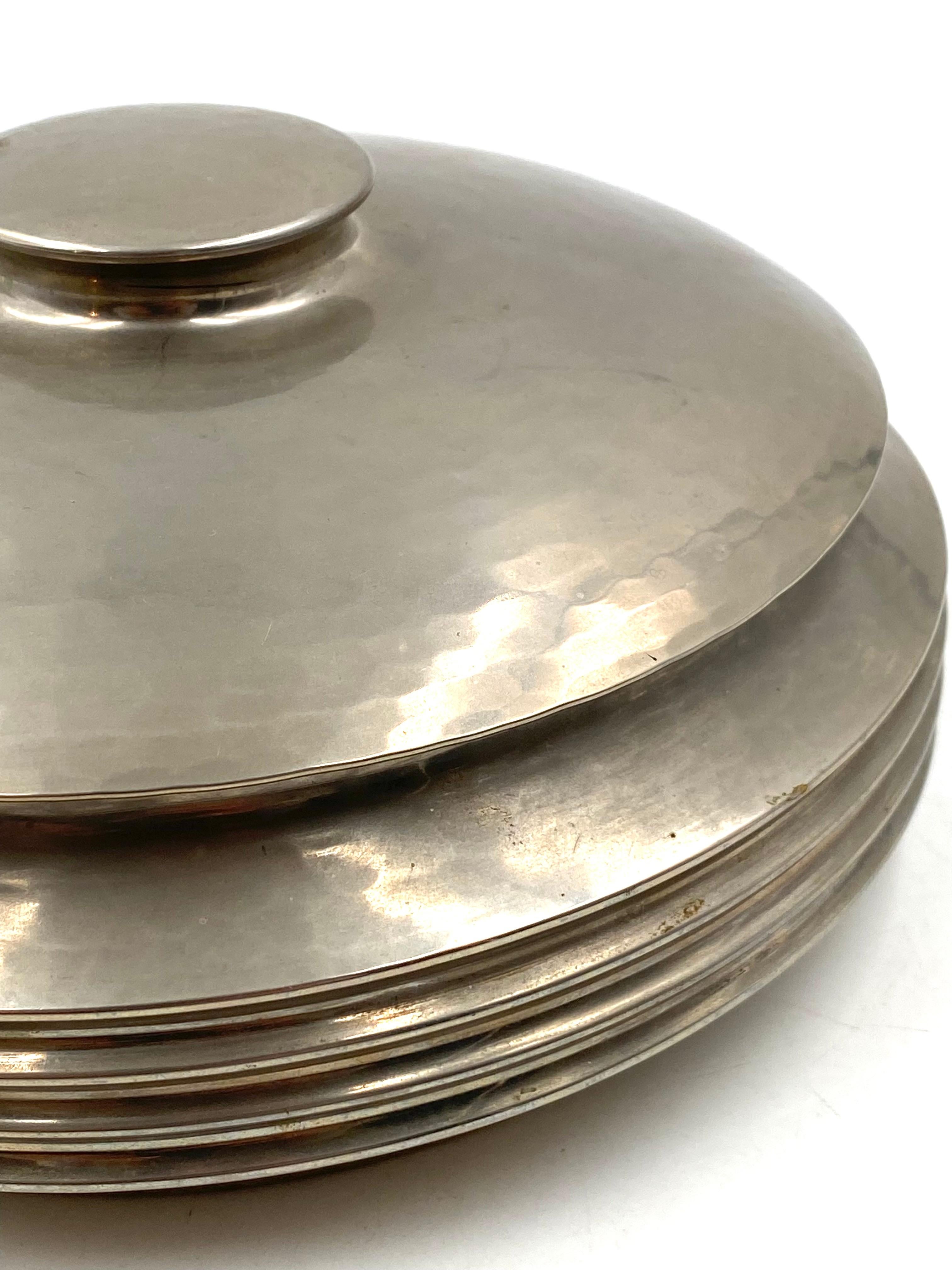 Midcentury silver-plated hand-hammered brass box, Zanetto Padova Italy 1970s For Sale 4