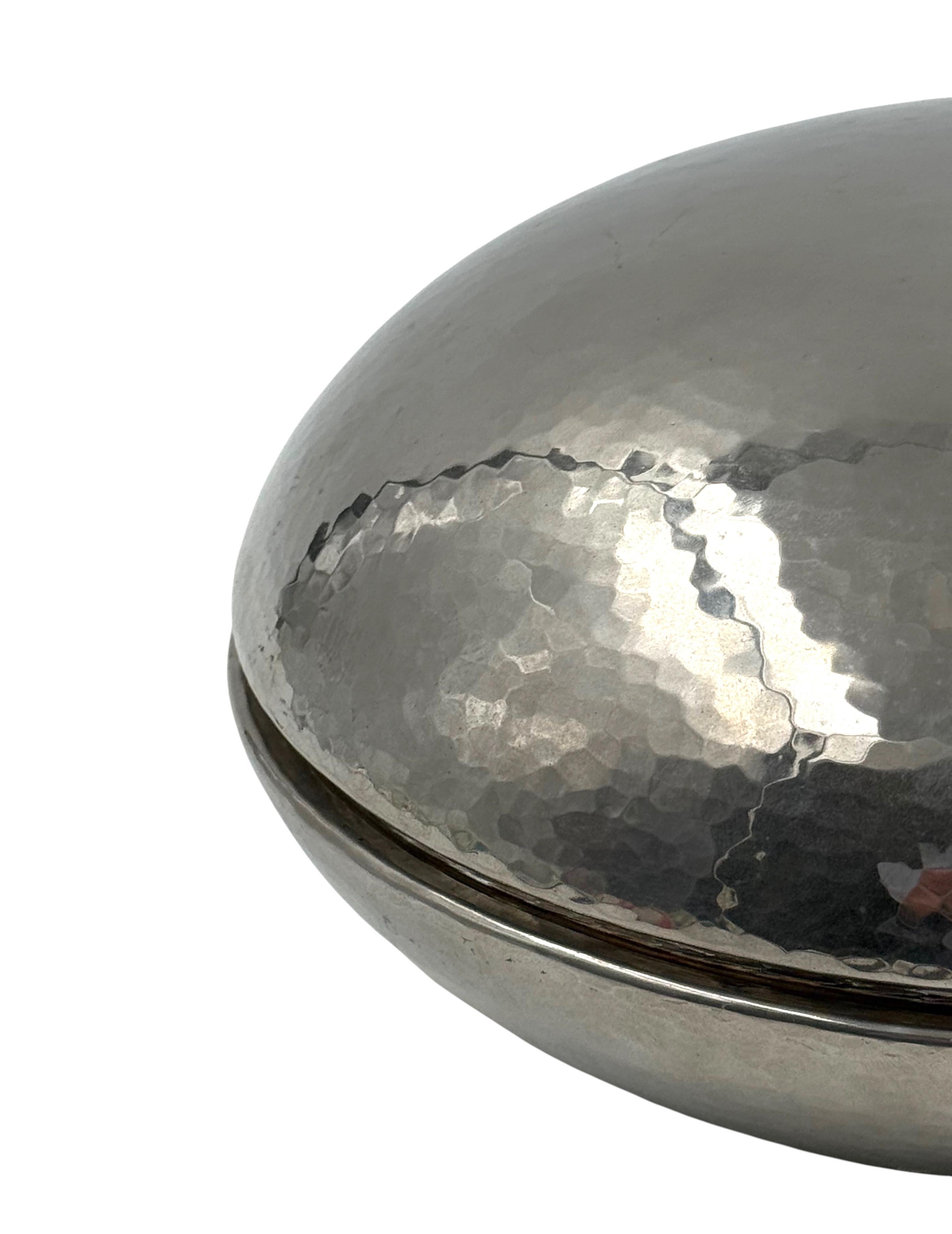 Midcentury silver-plated hand-hammered brass box, Zanetto Padova Italy 1970s in vendita 6