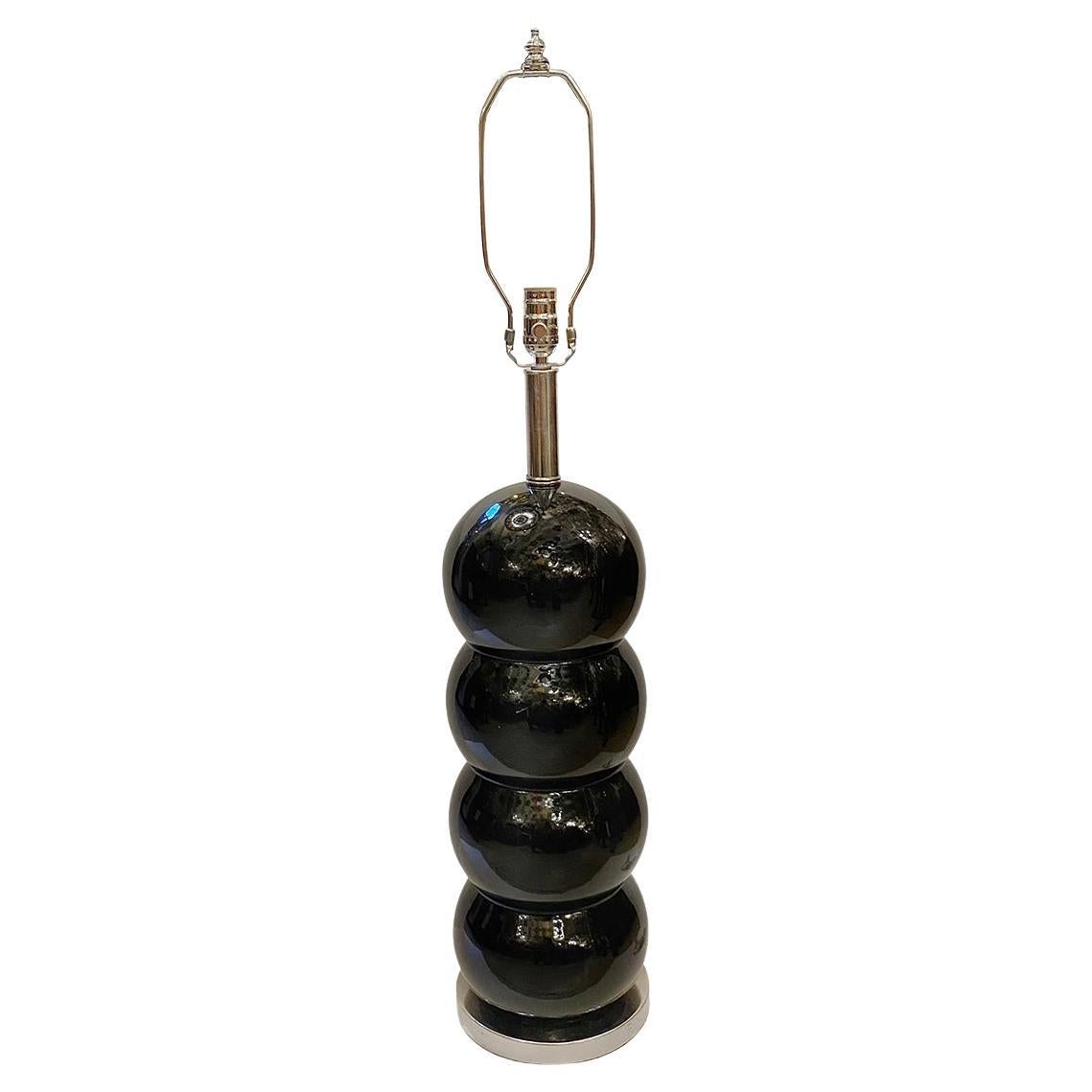 Einzelne Porzellanlampe aus der Mitte des Jahrhunderts