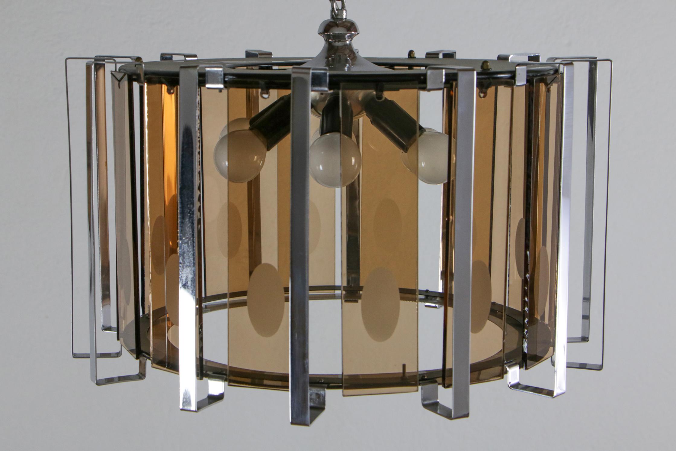 Midcentury Six Lights Black and Chromed Chandelier Attributed to Gino Vistosi In Good Condition For Sale In Traversetolo, IT