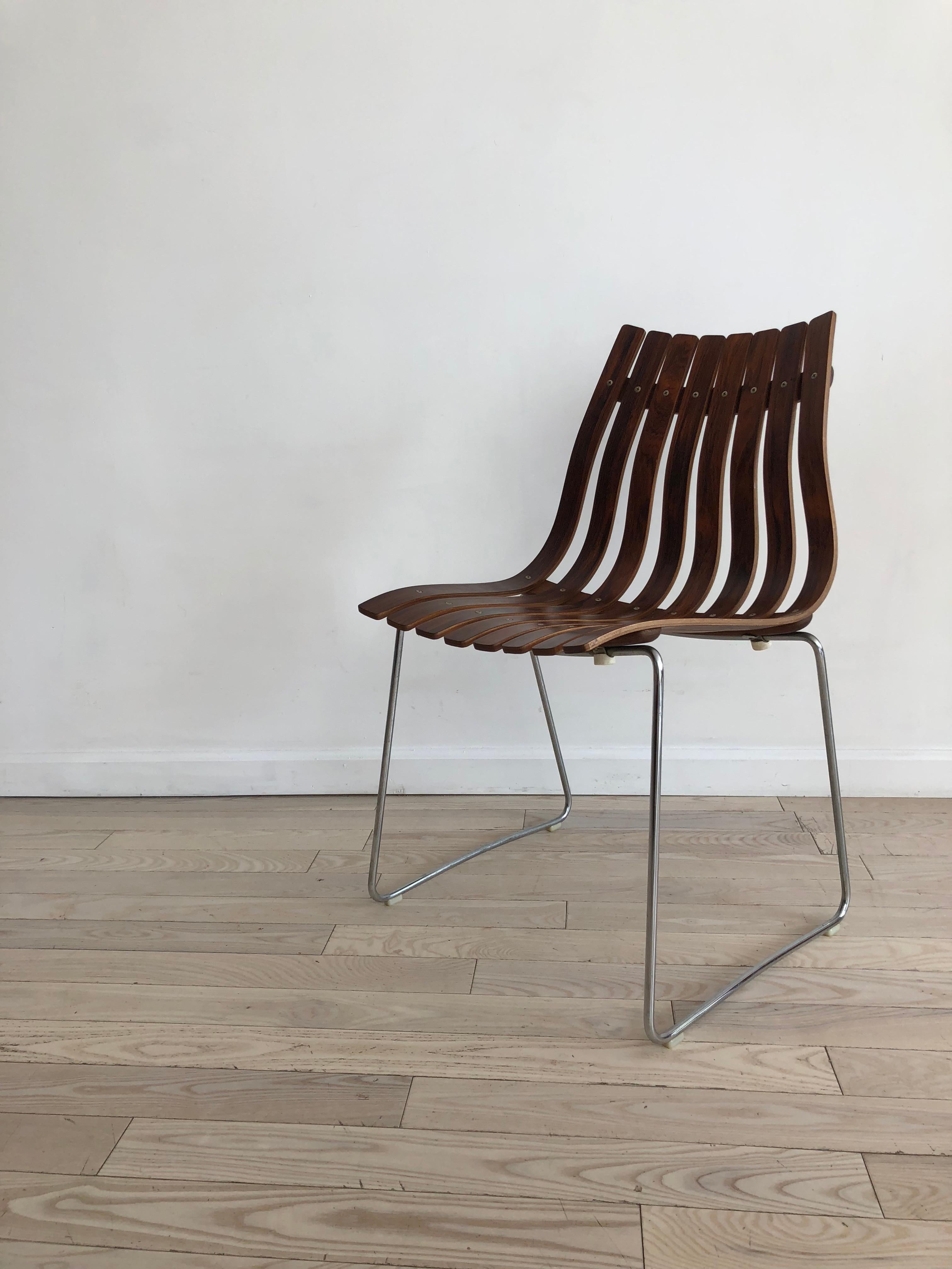 Midcentury Slated Rosewood Hans Brattrud for Hove Mobler Norwegian Chair In Excellent Condition For Sale In Brooklyn, NY