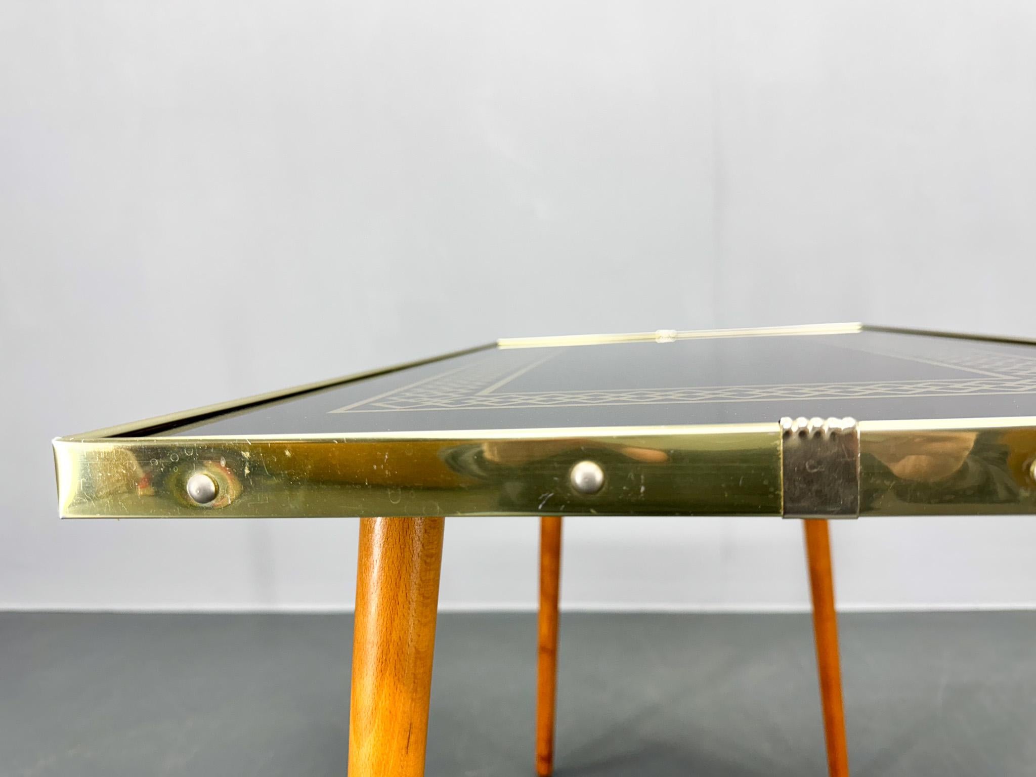 Petite table d'appoint en verre du milieu du siècle, Allemagne en vente 4
