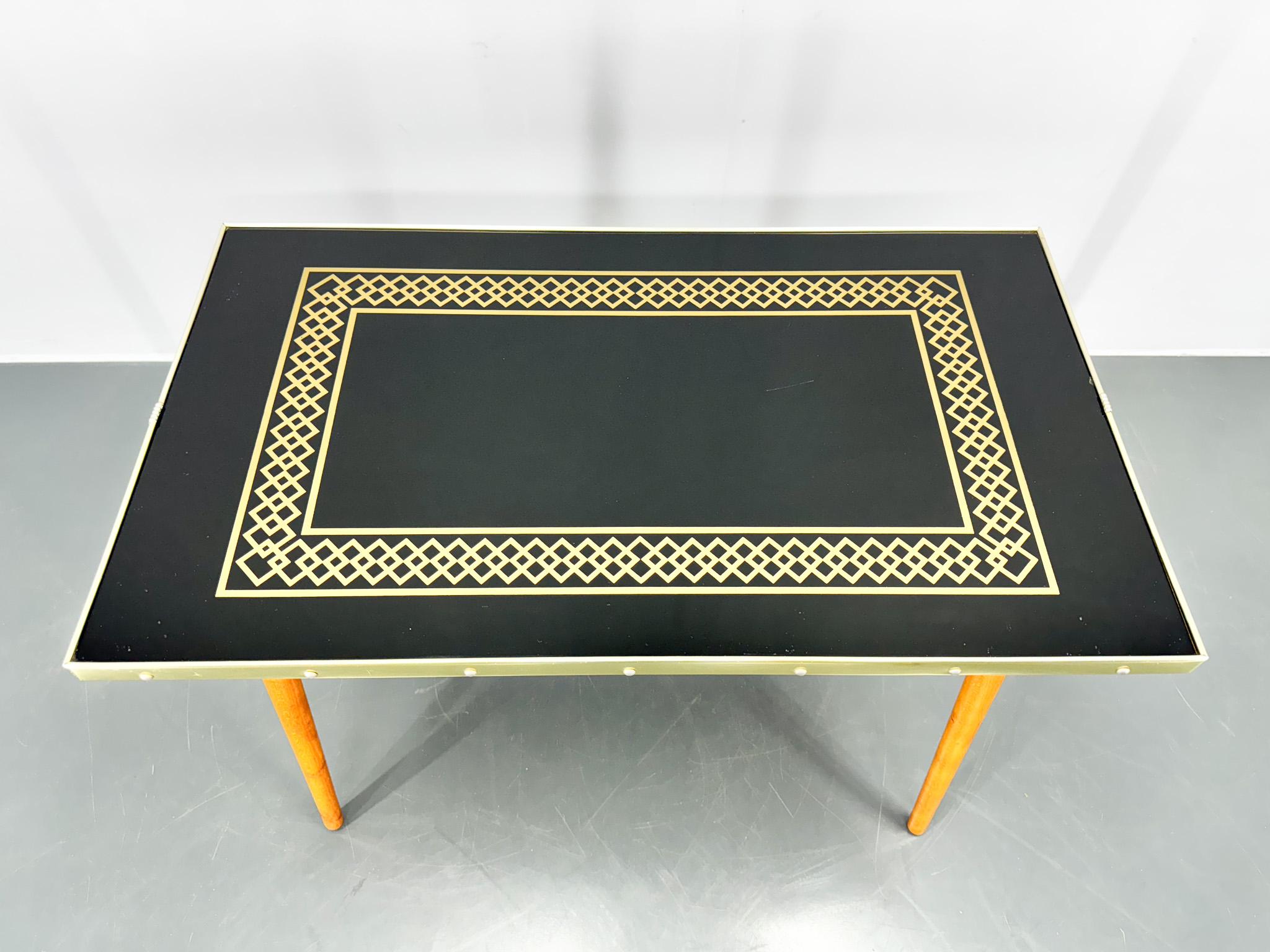 Allemand Petite table d'appoint en verre du milieu du siècle, Allemagne en vente