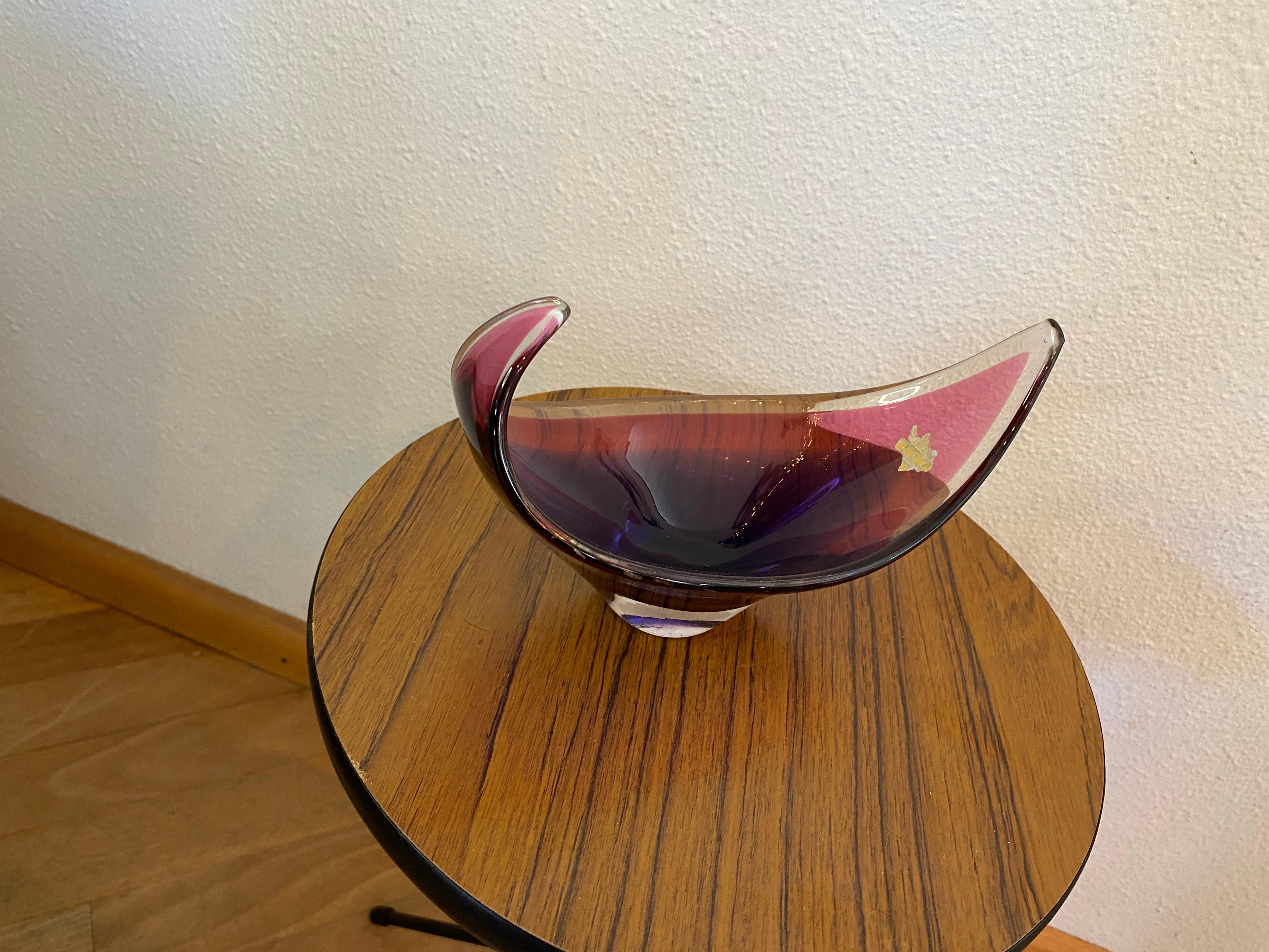 Mid-Century Modern Petit bol en verre de Murano du milieu du siècle dernier en vente