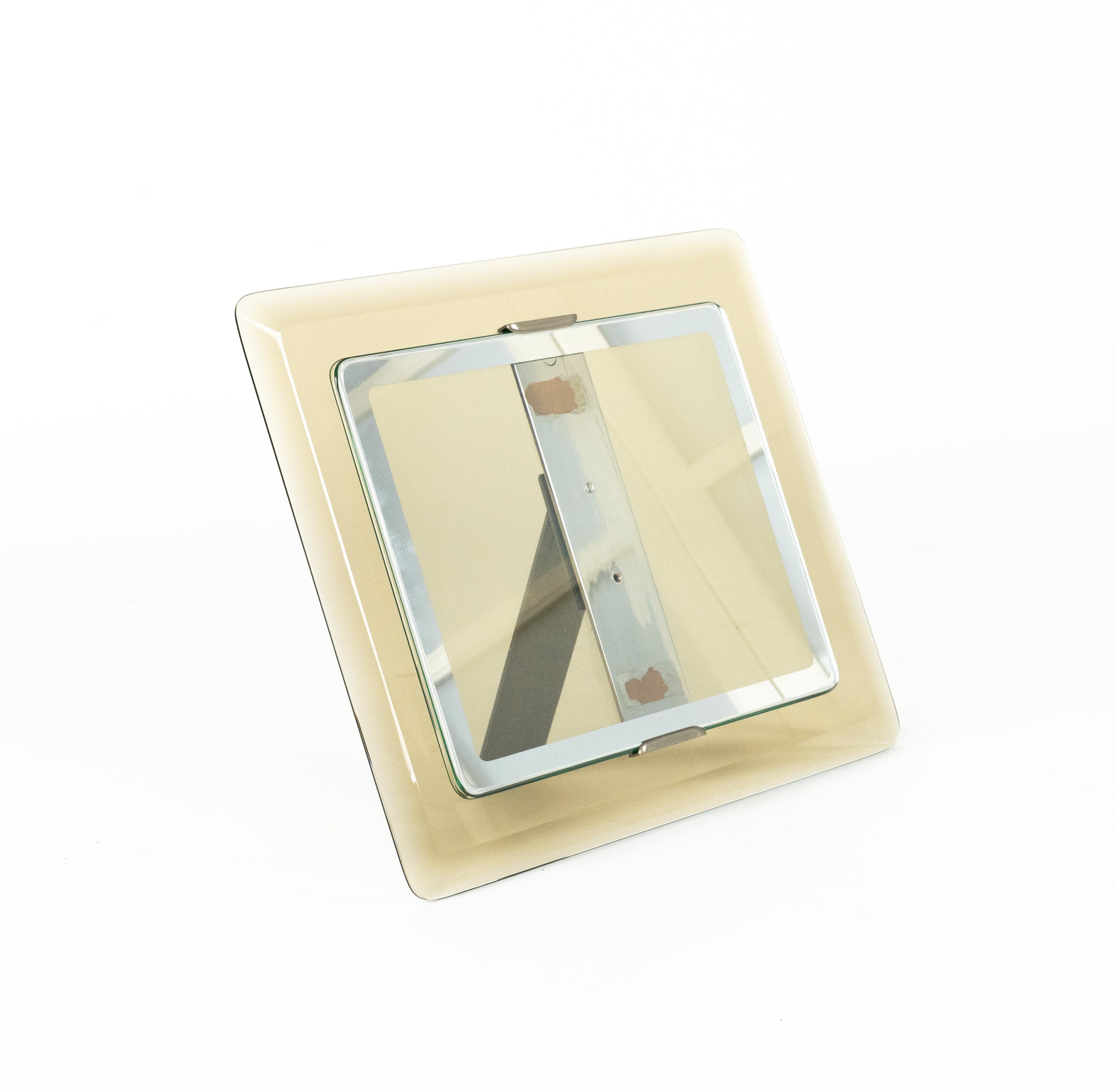 Cadre en verre fumé du milieu du siècle Attribué à Fontana Arte, Italie 1970 en vente 3