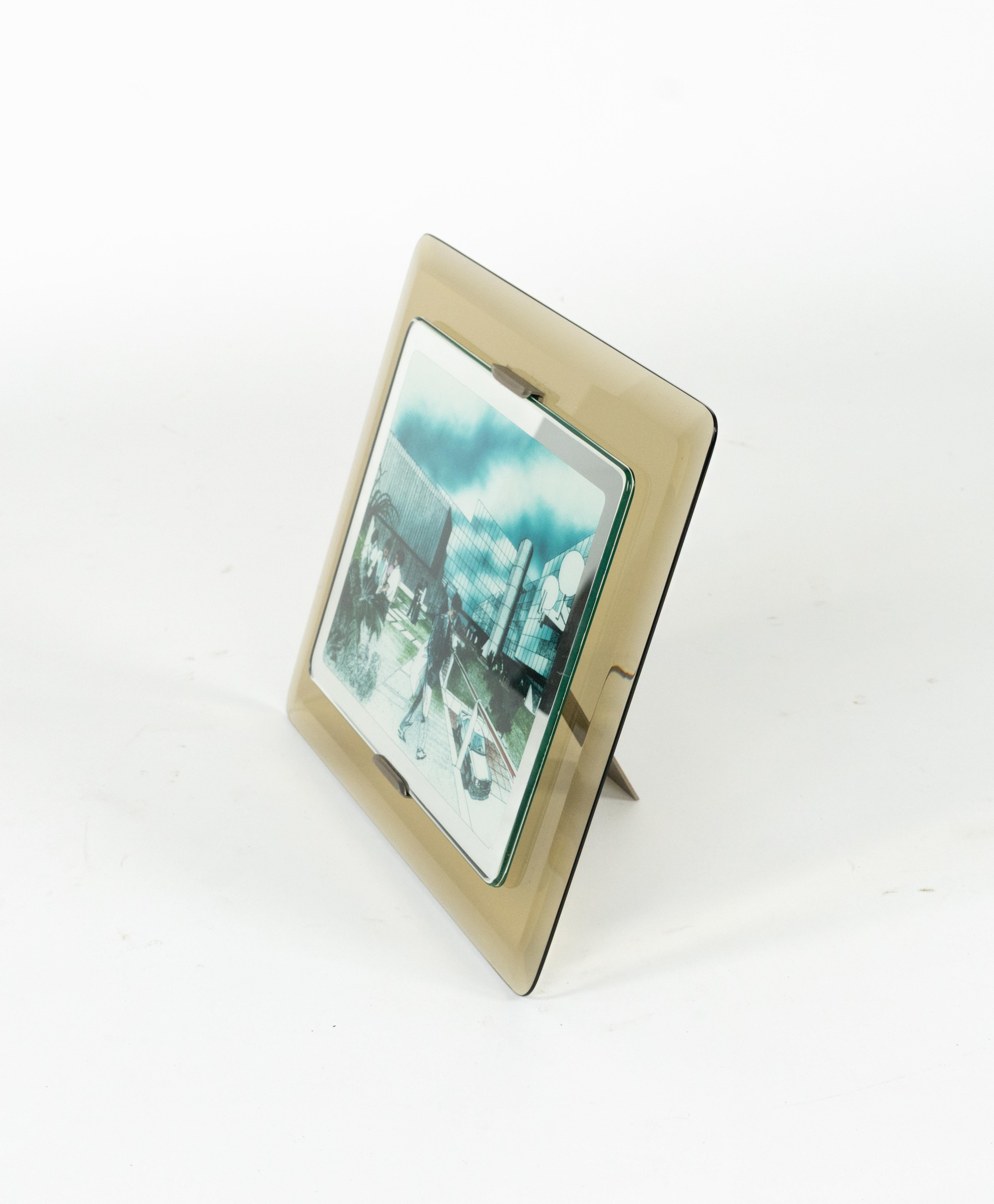 Cadre en verre fumé du milieu du siècle Attribué à Fontana Arte, Italie 1970 en vente 2