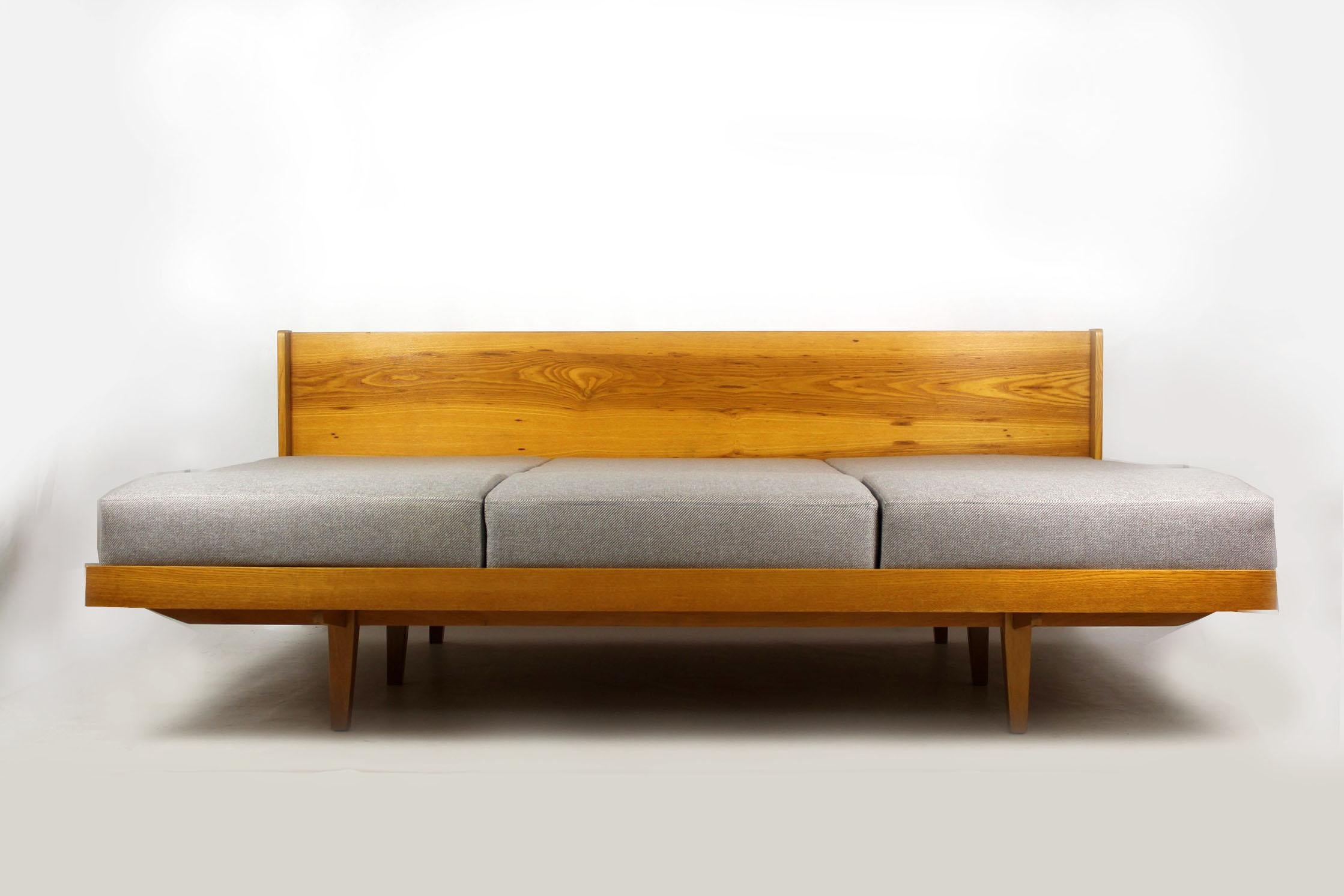 Midcentury Sofa and Bed from Jitona, 1960s In Excellent Condition In Żory, PL
