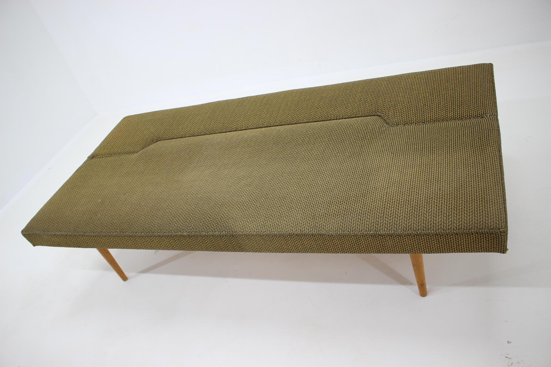 Czech Midcentury Sofa/Daybed Designed by Miroslav Navratil, 1960s