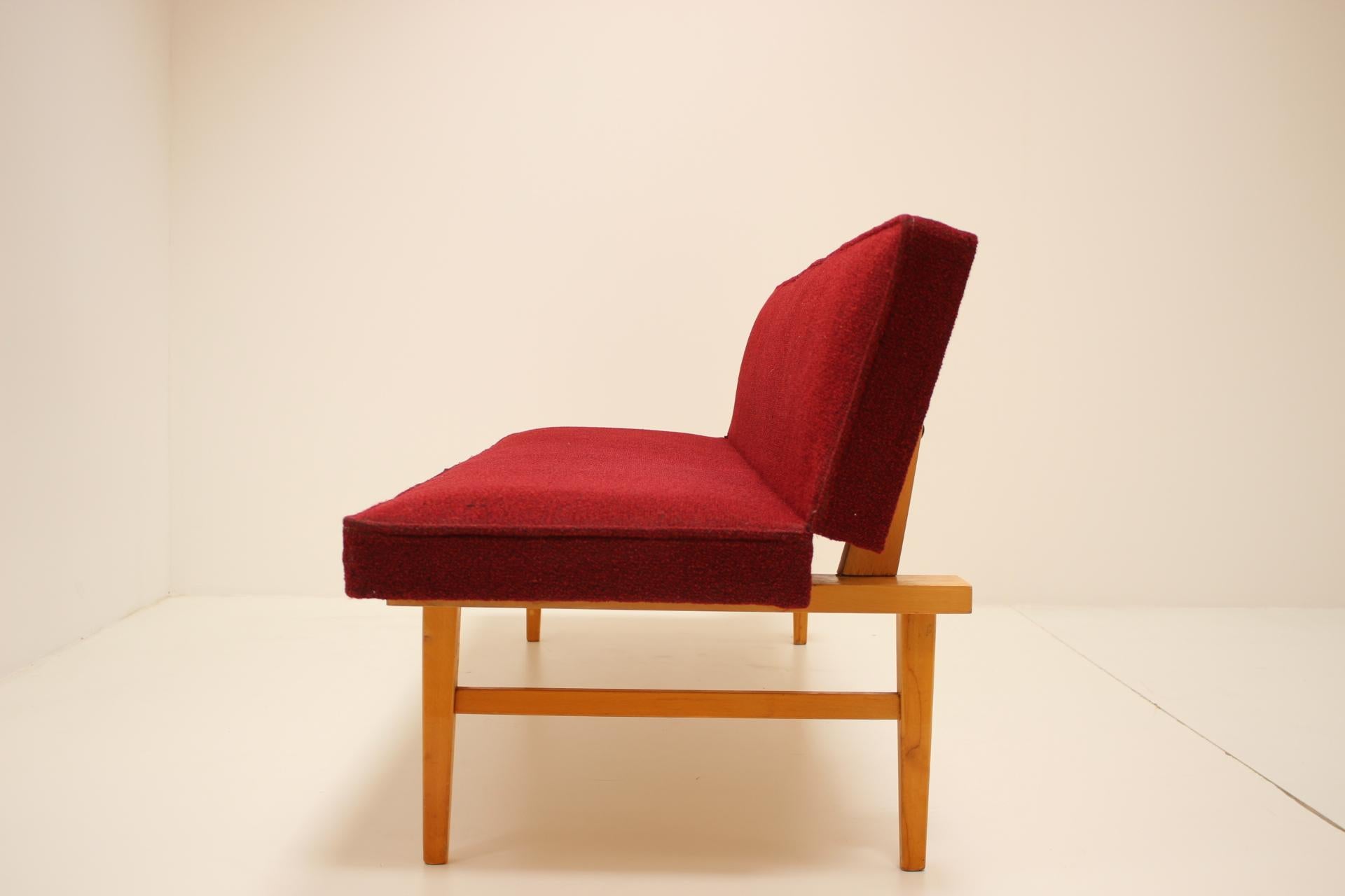 Midcentury Sofa Designed by Miroslav Navrátil, 1960s 3