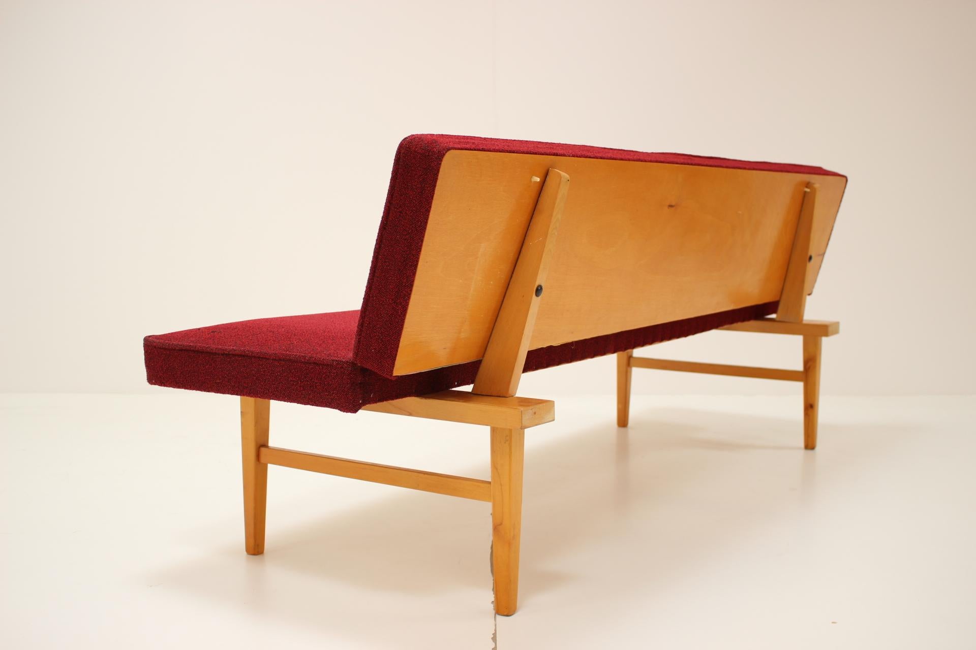 Midcentury Sofa Designed by Miroslav Navrátil, 1960s 2